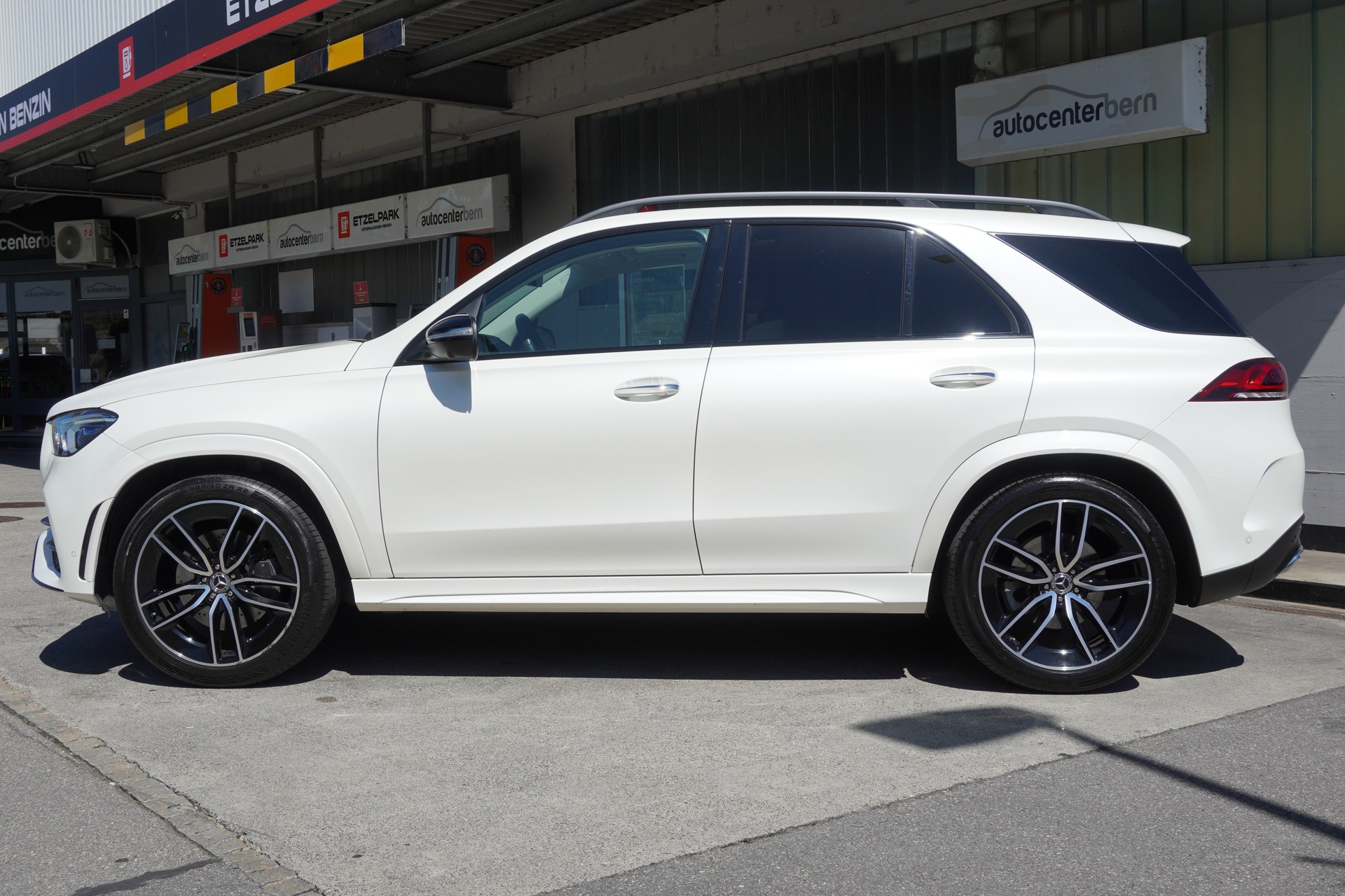 MERCEDES-BENZ GLE 400 d 4Matic AMG Line 9G-Tronic-image-7