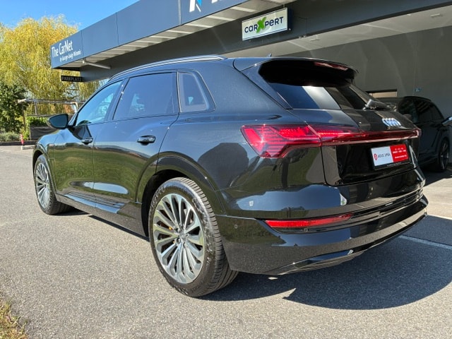 AUDI e-tron 55 Advanced quattro-image-5