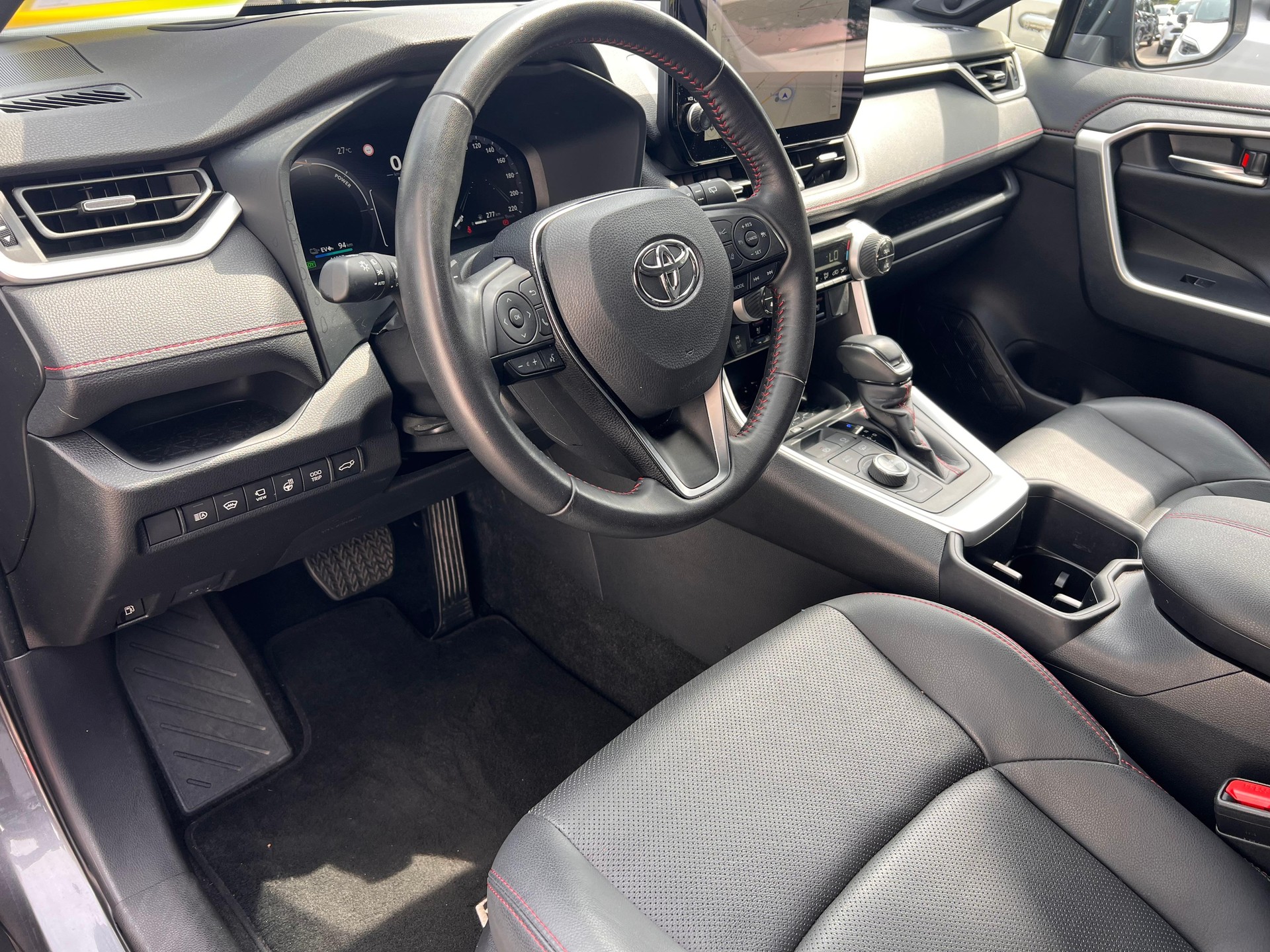 TOYOTA RAV4 2.5 Plug-In-Hybrid Platinum-image-7