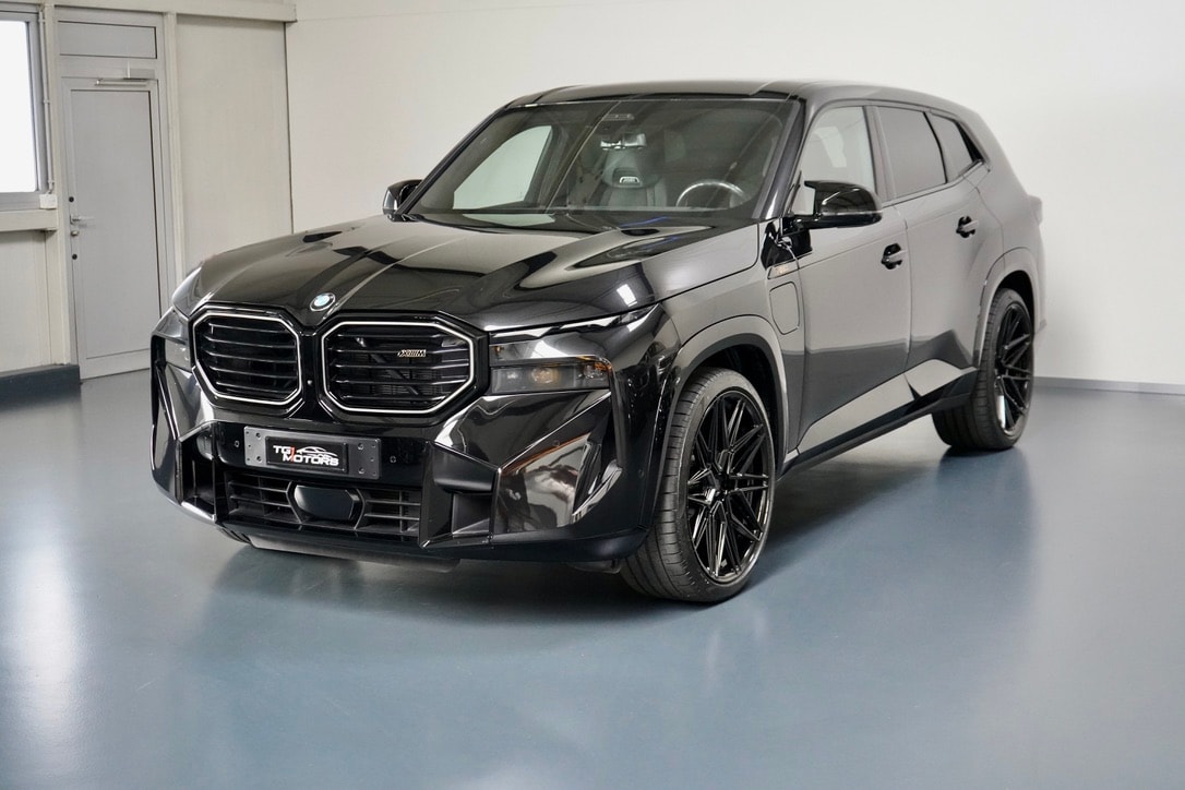 BMW XM xDrive PHEV Steptronic-image-0