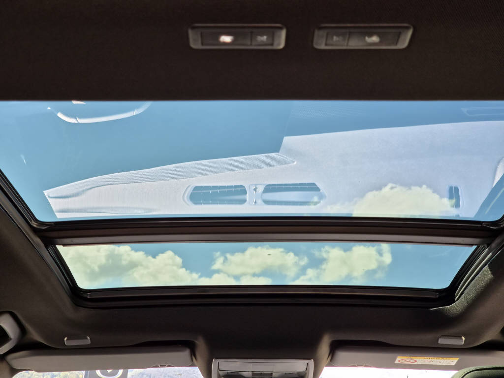 PEUGEOT 5008 1.6 PHEV 225cv GT Exclusive (crochet)-image-12