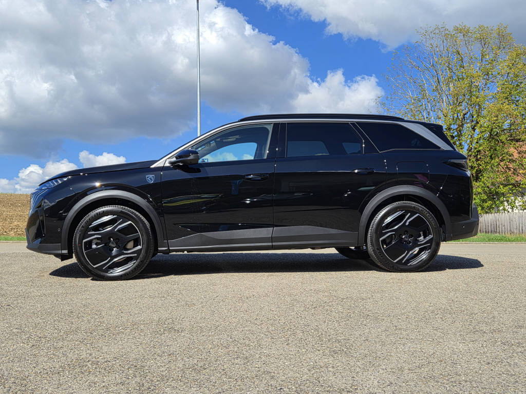 PEUGEOT 5008 1.6 PHEV 225cv GT Exclusive (crochet)-image-4