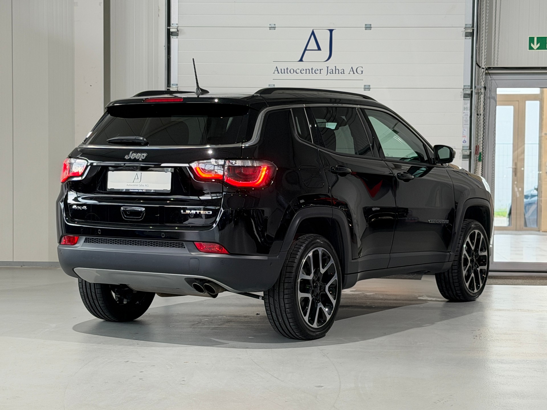 JEEP Compass 1.4 Turbo Limited AWD 9ATX (CH)-image-6