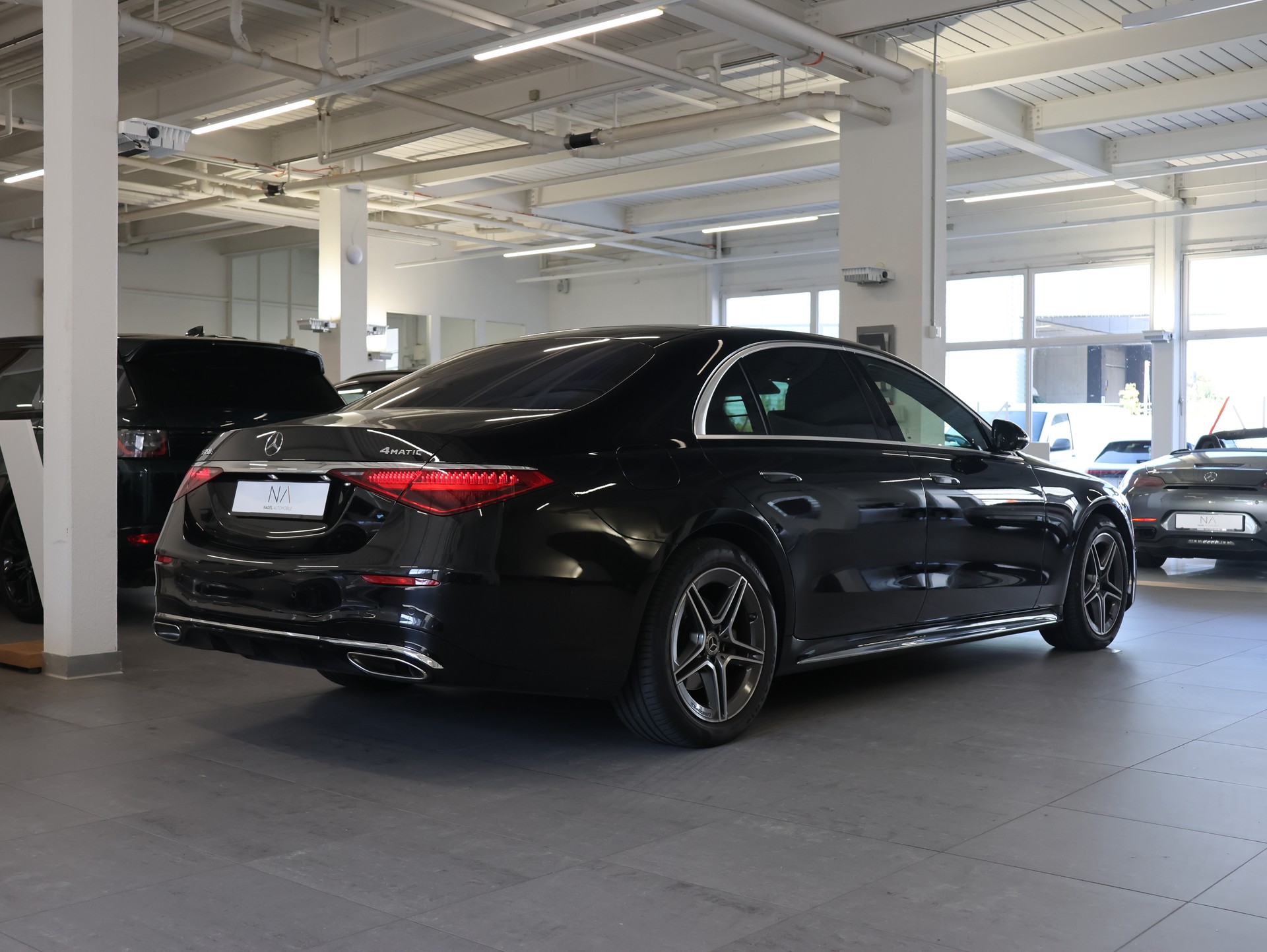 MERCEDES-BENZ S 450 L 4Matic Business Class 9G-Tronic *Burmester* *Panoramadach* *Sitzheizung*-image-6