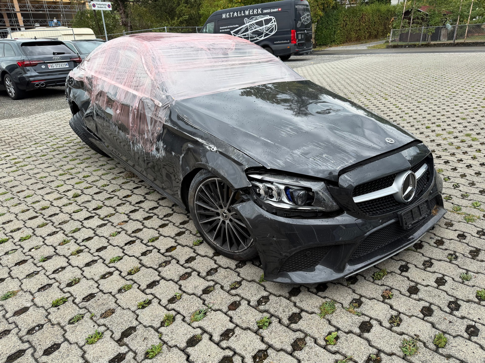 MERCEDES-BENZ C 200 4Matic AMG Line 9G-Tronic-image-1