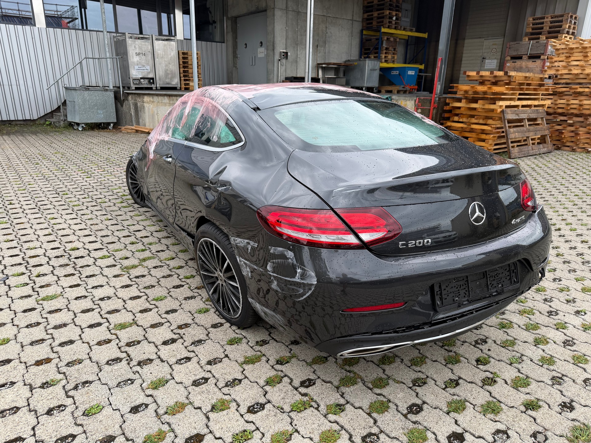 MERCEDES-BENZ C 200 4Matic AMG Line 9G-Tronic-image-3