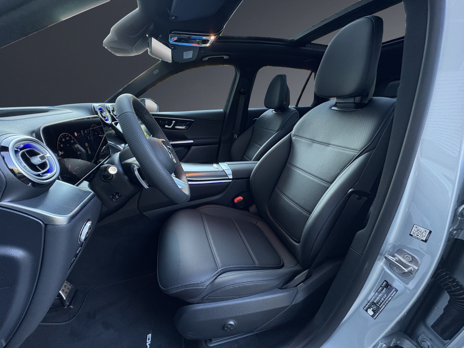 MERCEDES-BENZ GLC 300 e 4Matic EQ Star 9G-Tronic-image-13