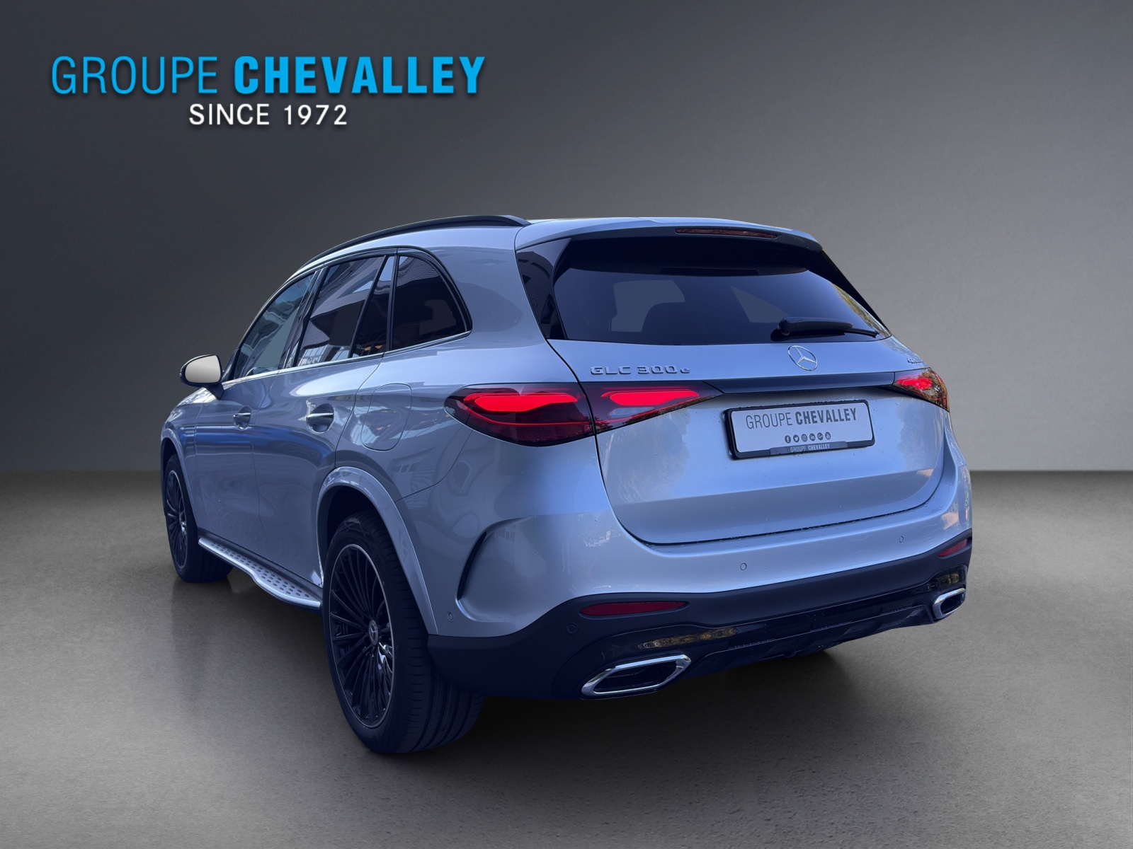 MERCEDES-BENZ GLC 300 e 4Matic EQ Star 9G-Tronic-image-3