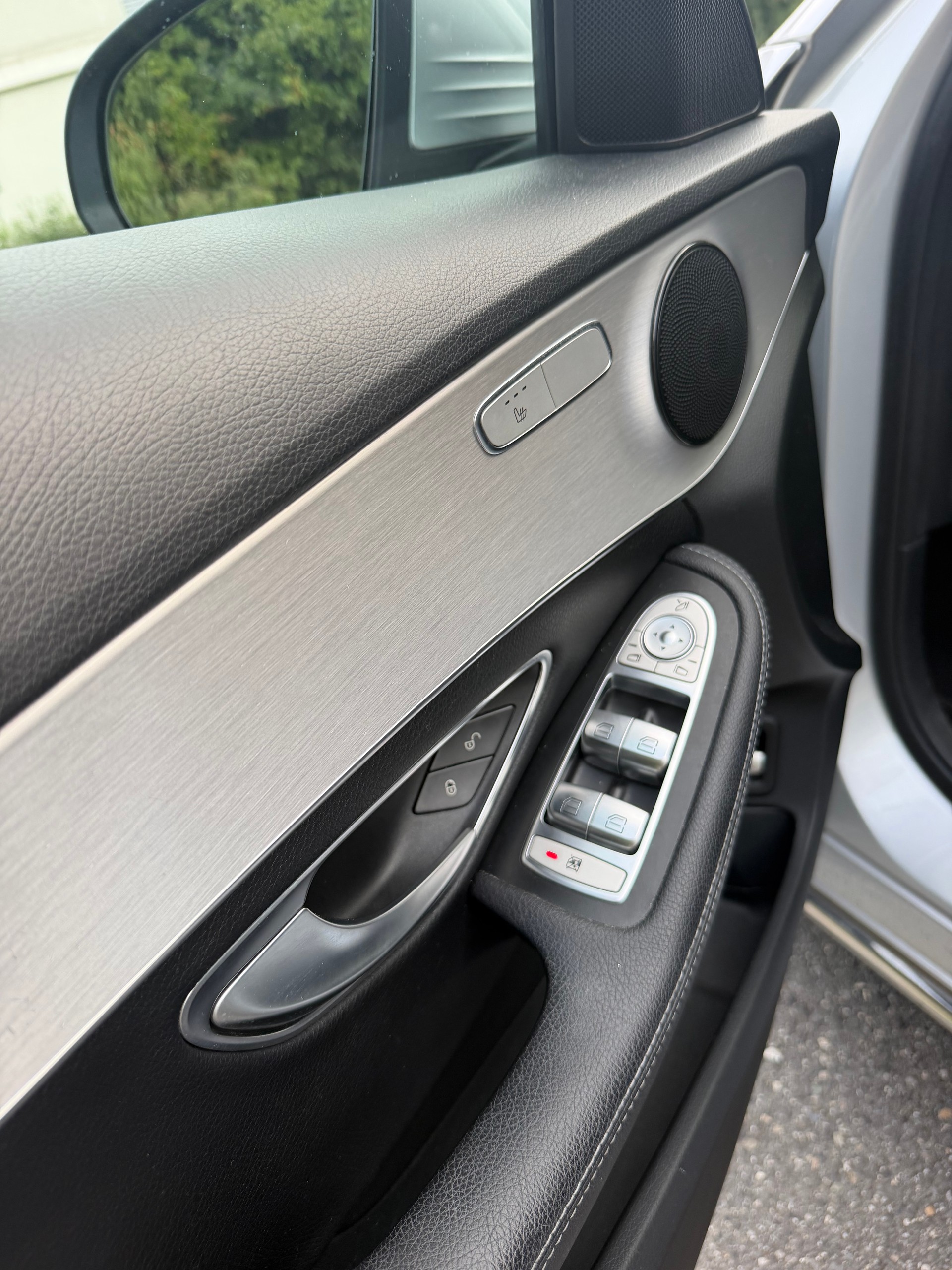 MERCEDES-BENZ C 180 Avantgarde 9G-Tronic-image-11