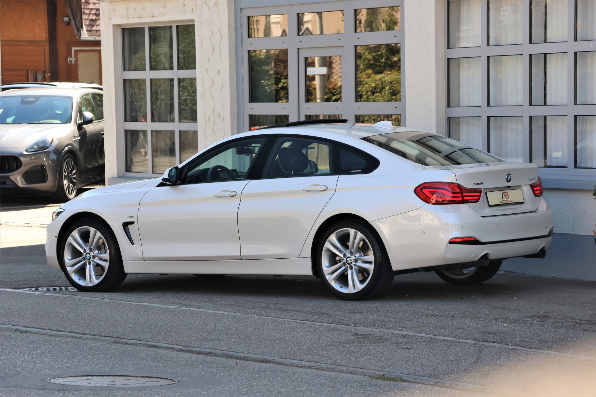 BMW 440i Gran Coupé xDrive Sport Line Steptronic (CH)-image-4