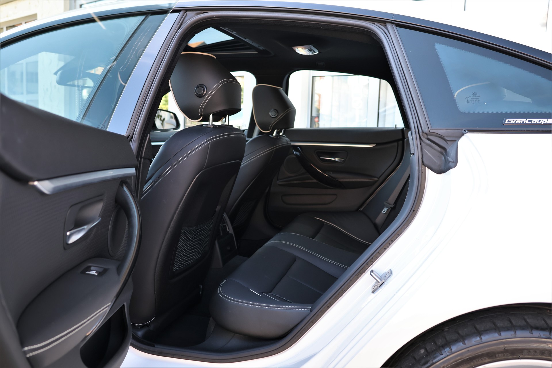 BMW 440i Gran Coupé xDrive Sport Line Steptronic (CH)-image-11