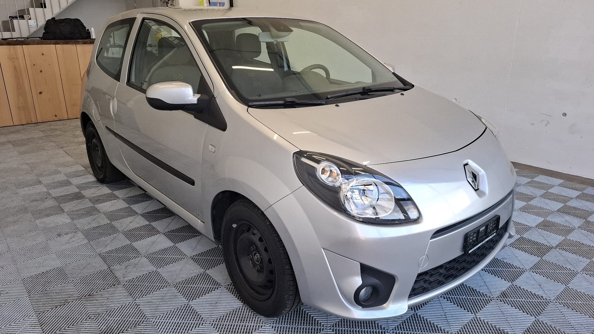 RENAULT Twingo 1.2 16V Initiale Quickshift-image-1