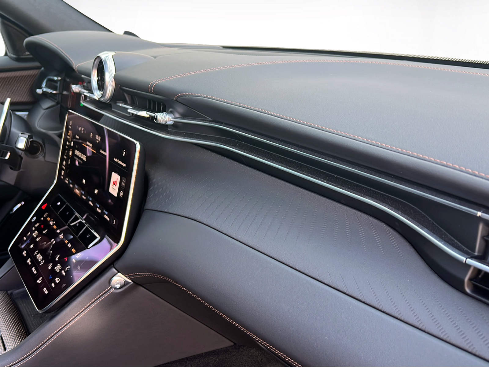 MASERATI Grecale Folgore 105kWh-image-9