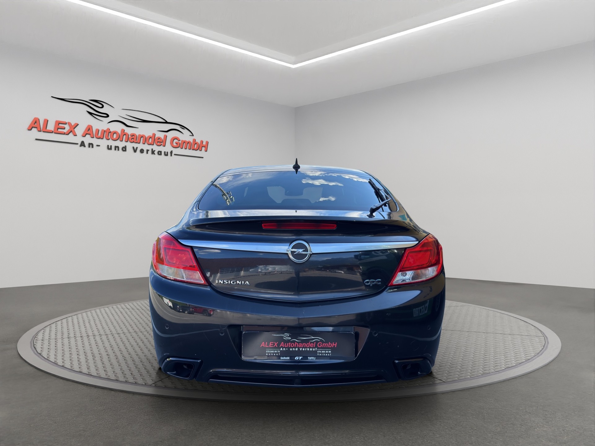 OPEL Insignia 2.8 Turbo OPC 4WD Automatic-image-4