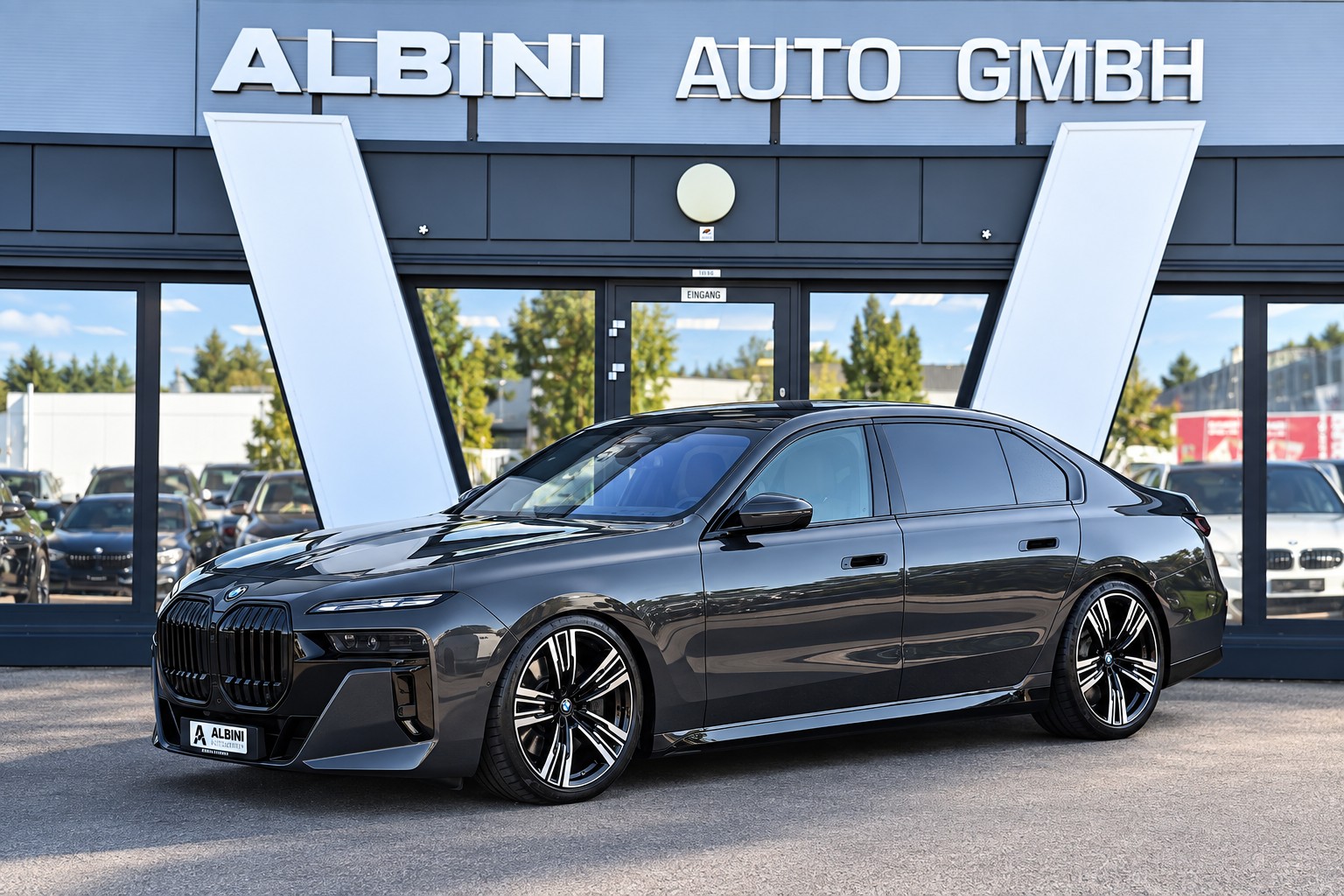 BMW 740d xDrive M-Sport Pro *CH-Fahrzeug* *ÜBER CHF 200'000..- Neupreis*-image-0