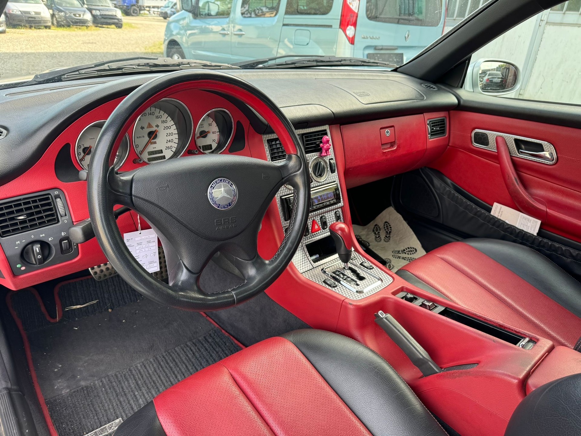 MERCEDES-BENZ SLK 200 Kompressor-image-11