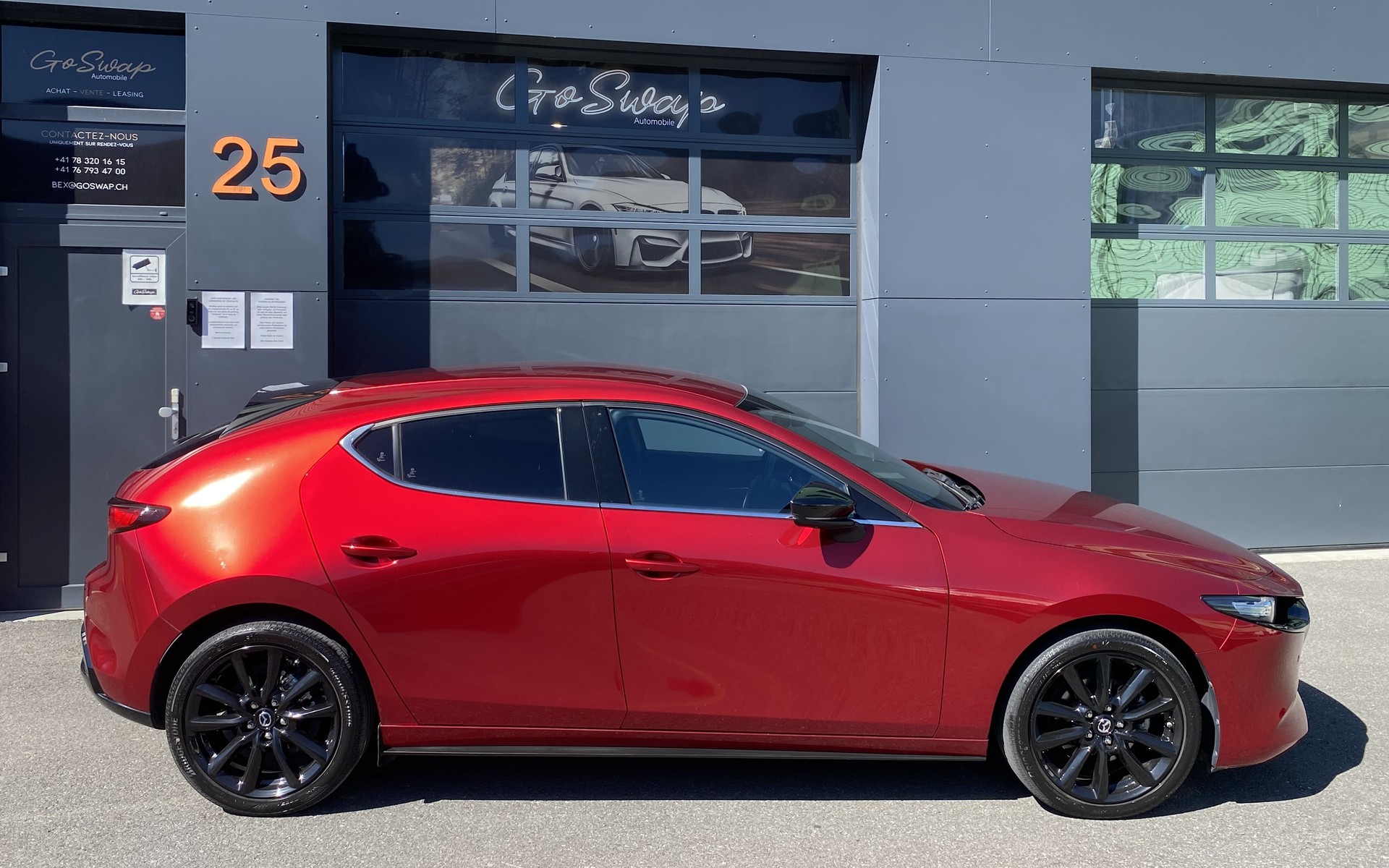 MAZDA 3 Hatchback SKYACTIV-X M Hybrid 186 Homura Automat-image-1