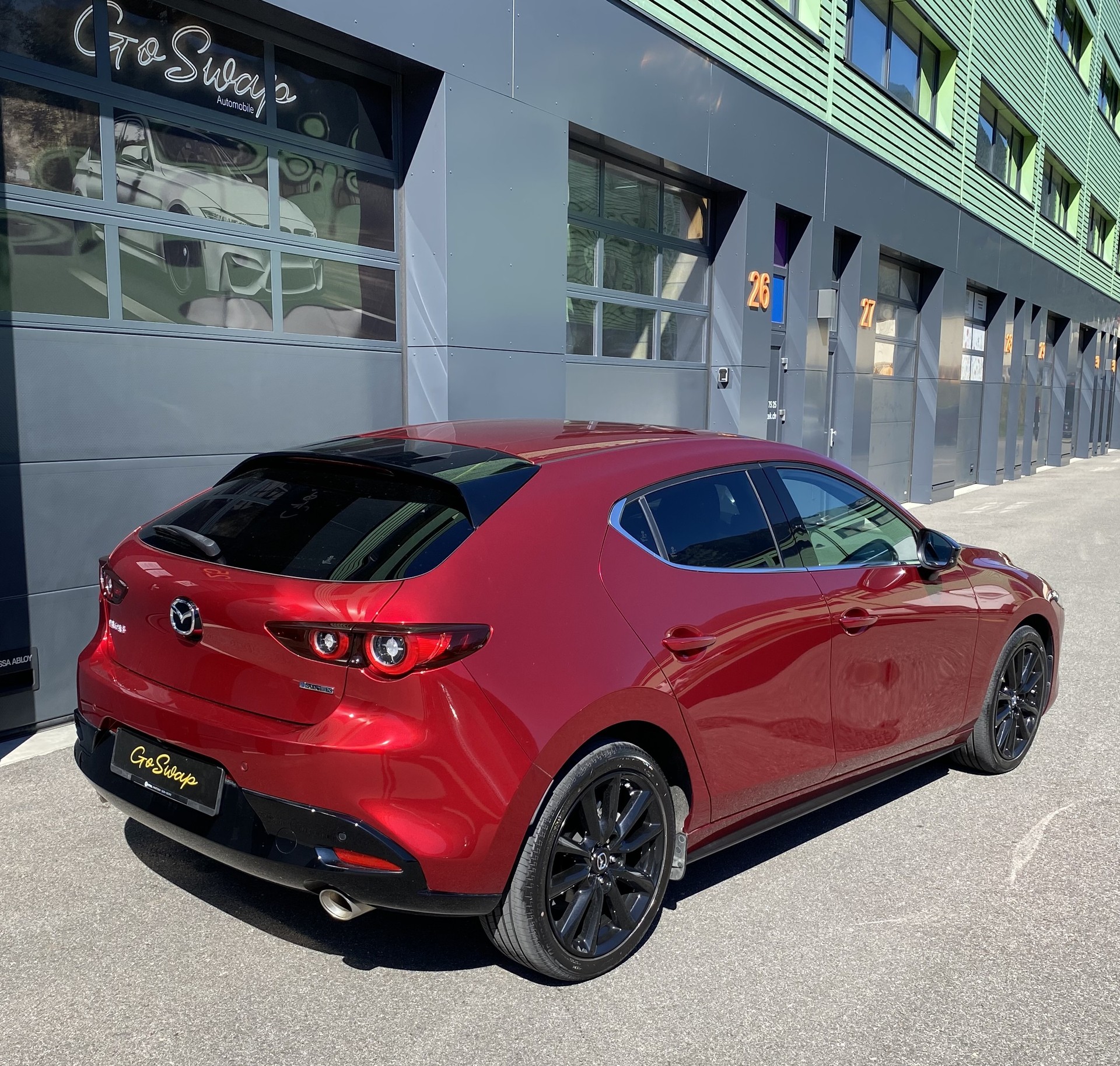 MAZDA 3 Hatchback SKYACTIV-X M Hybrid 186 Homura Automat-image-2