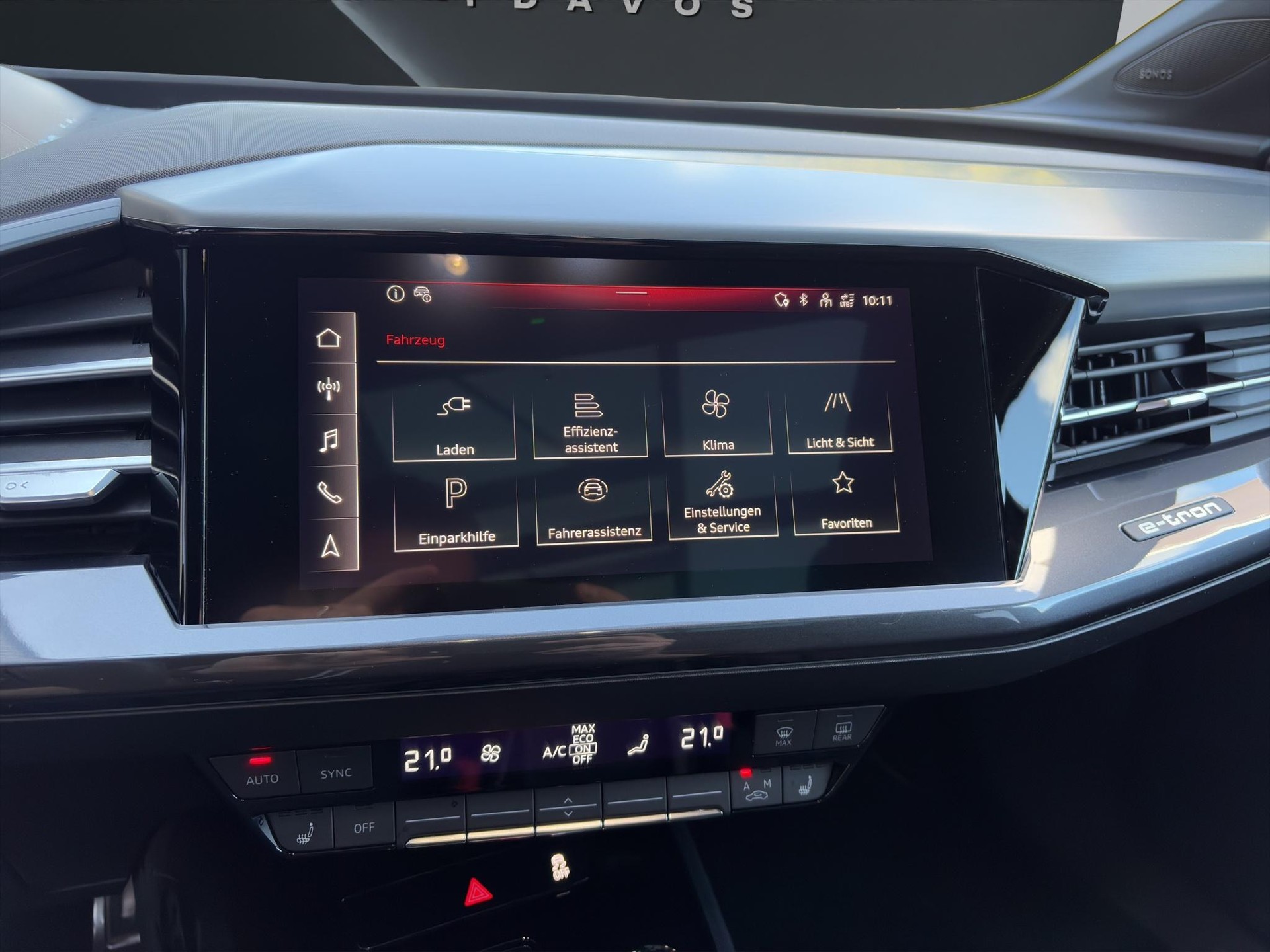 AUDI Q4 e-tron 50 quattro-image-11