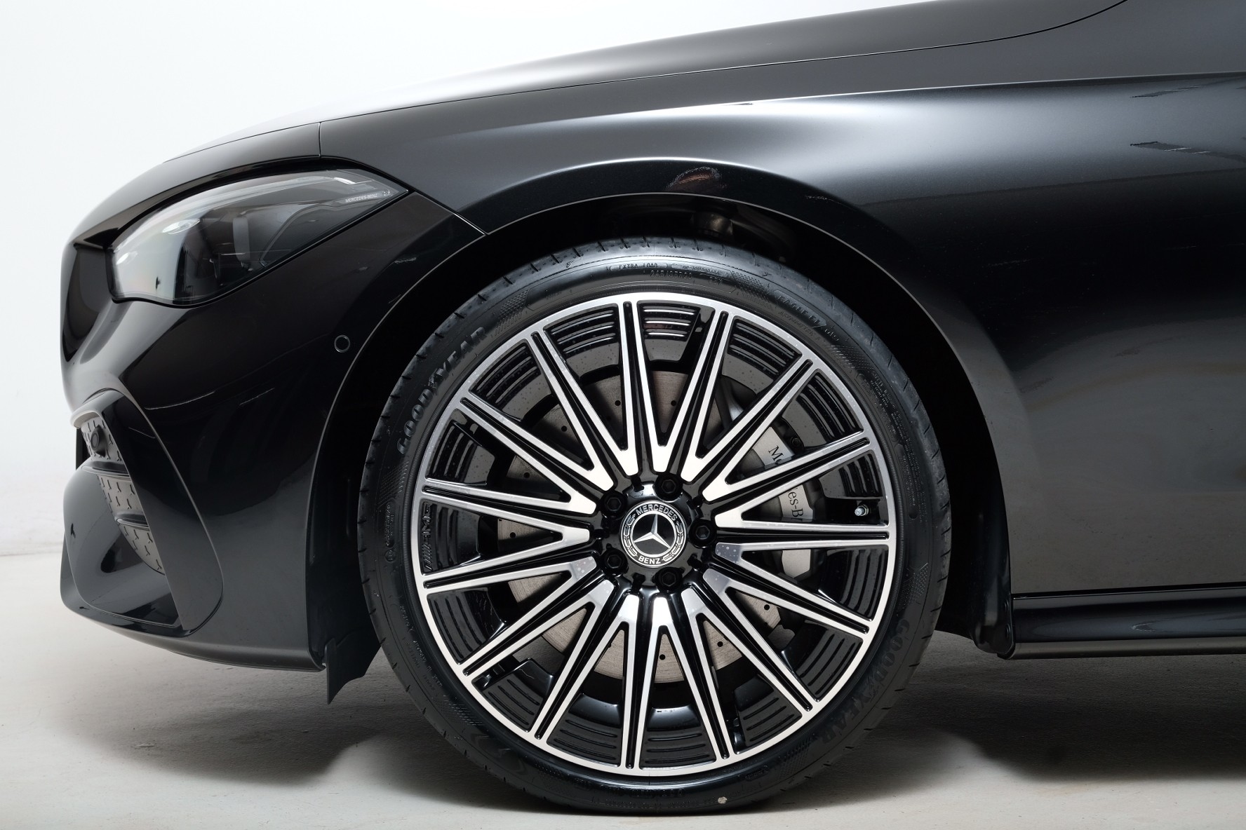 MERCEDES-BENZ CLE 450 AMG Line 4matic C236-image-2