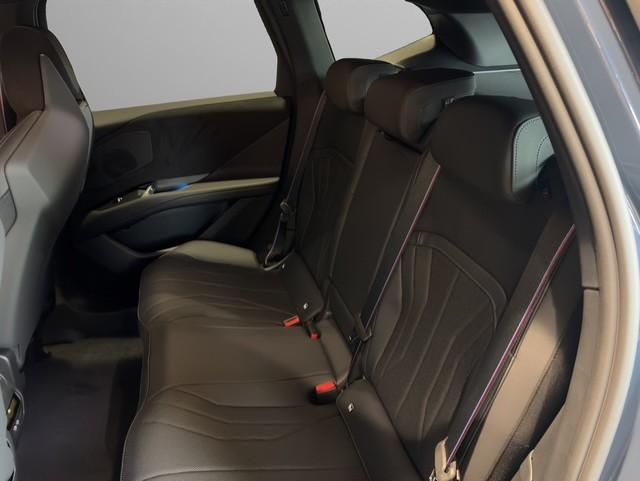 BMW iX3 NA5 50 xDrive-image-10