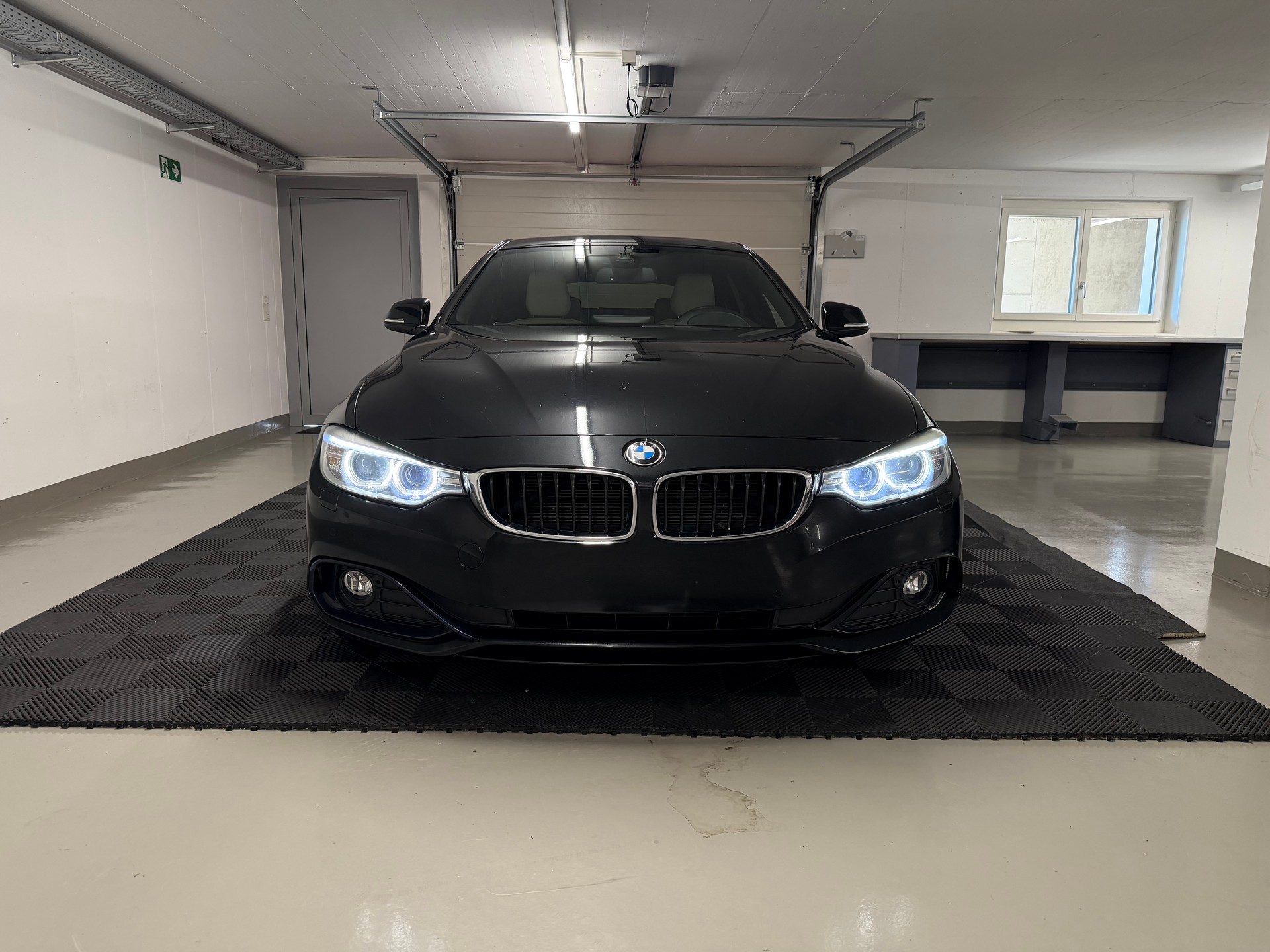BMW Gran Coupé-image-1
