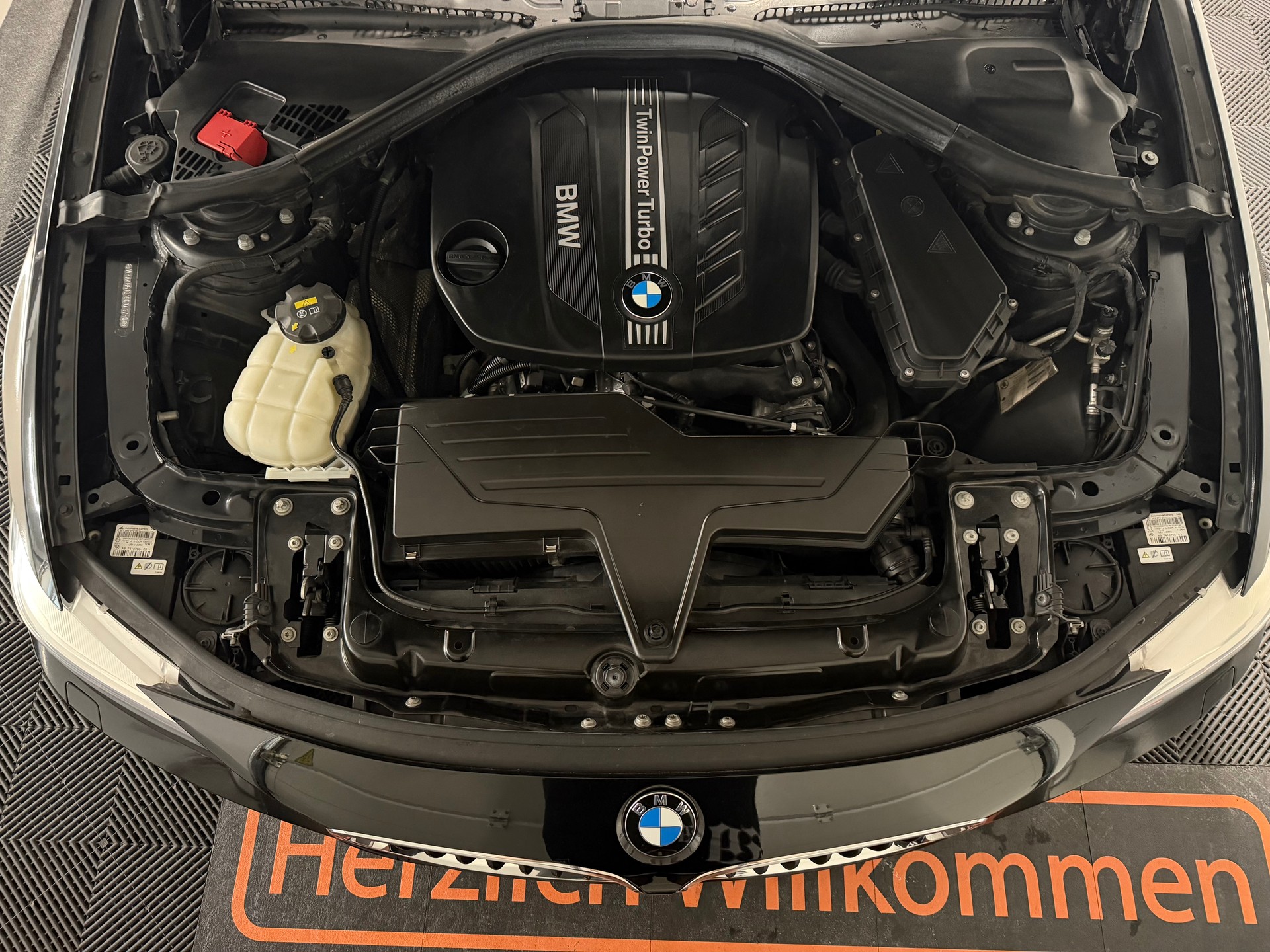 BMW Gran Coupé-image-8