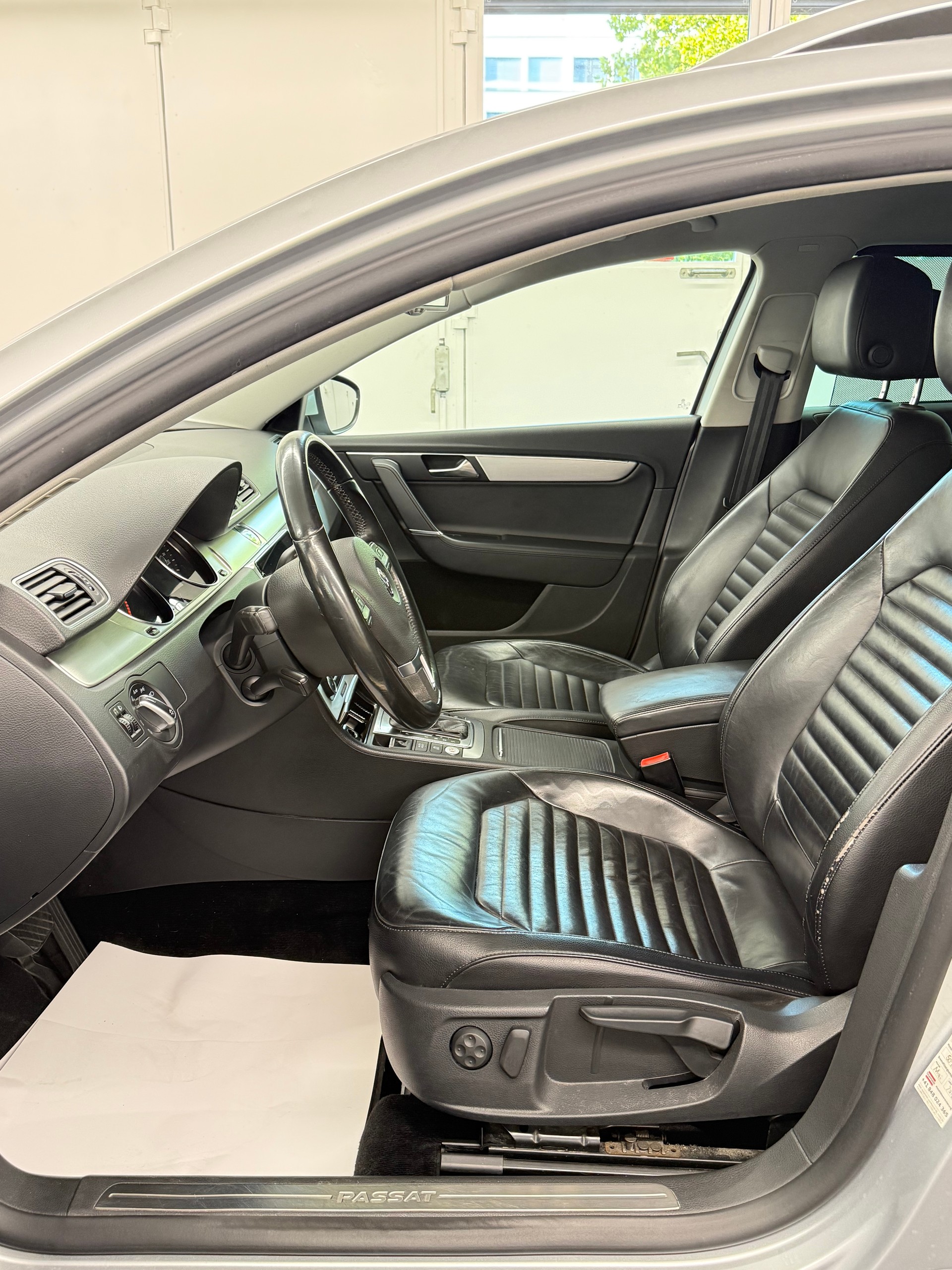 VW Passat Variant 2.0 TSI Highline DSG-image-10