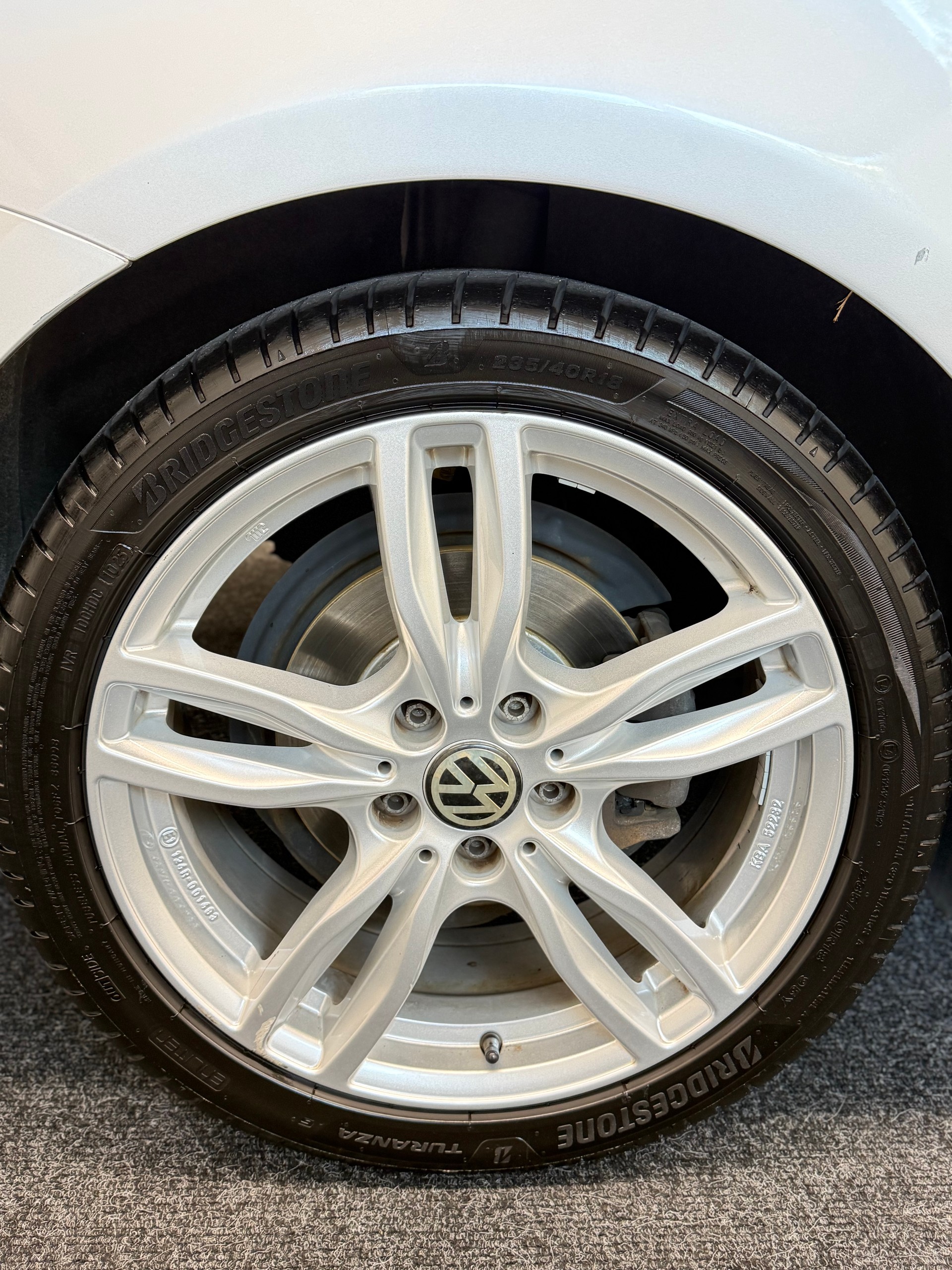 VW Passat Variant 2.0 TSI Highline DSG-image-22