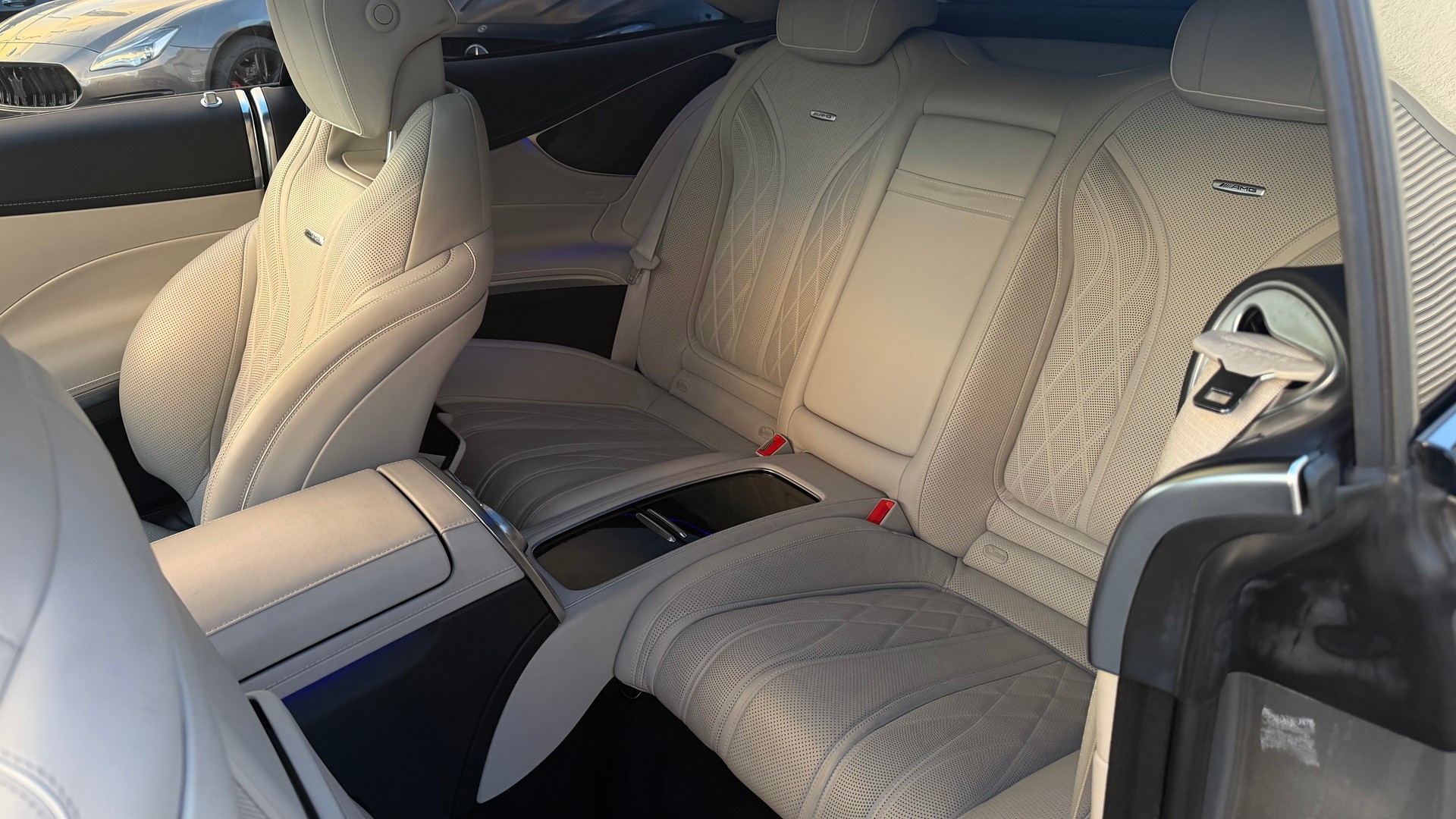 MERCEDES-BENZ S 63 AMG Coupé 4Matic Speedshift MCT-image-7