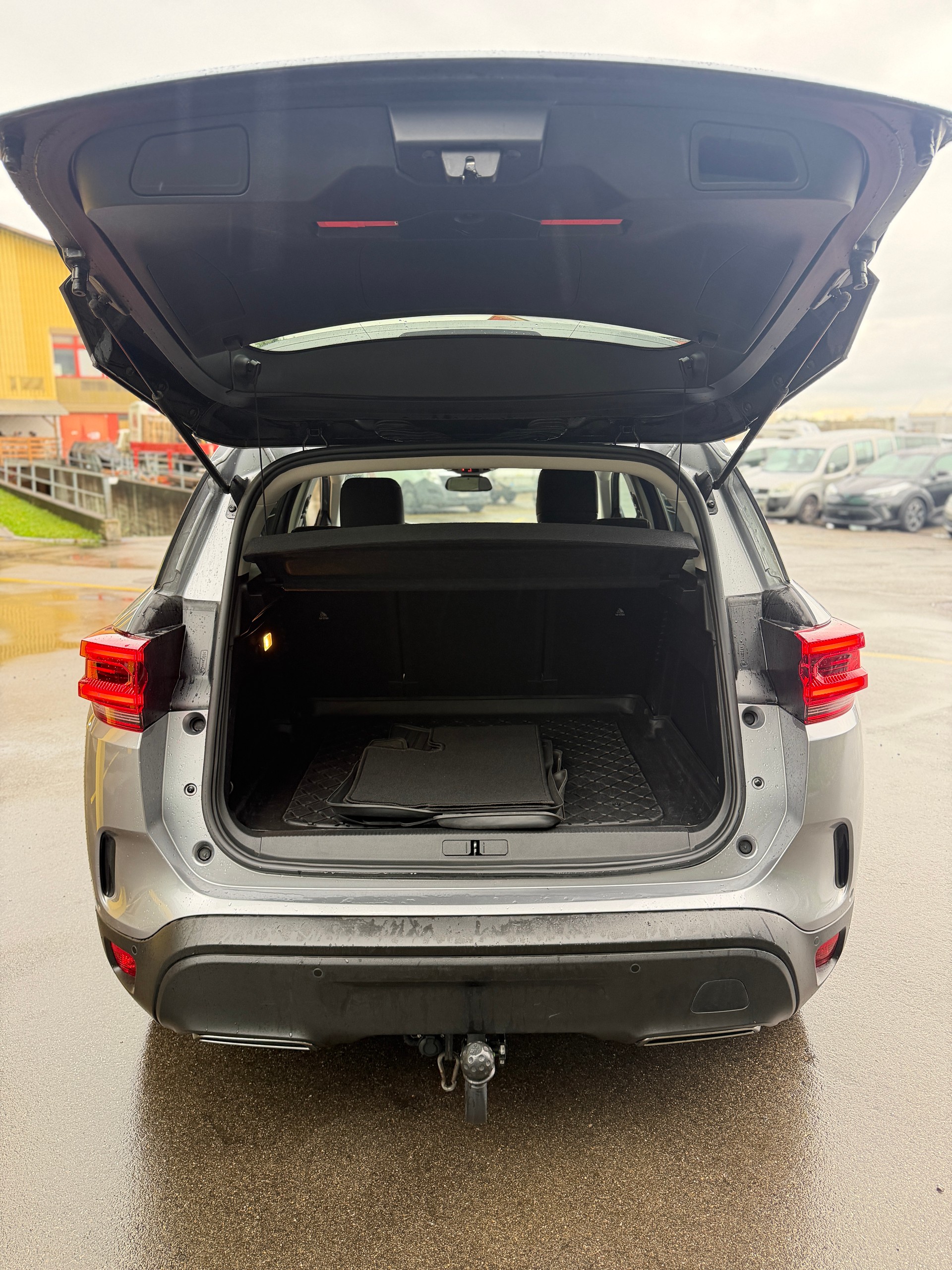 CITROEN C5 Aircross 1.6 PHEV Swiss Edition-image-13