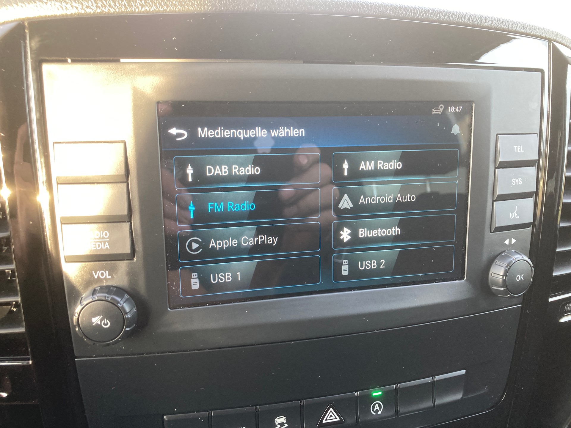 MERCEDES-BENZ Vito 116 CDI Base Tourer 4Matic 9G-Tronic 9 Sitzer-image-12
