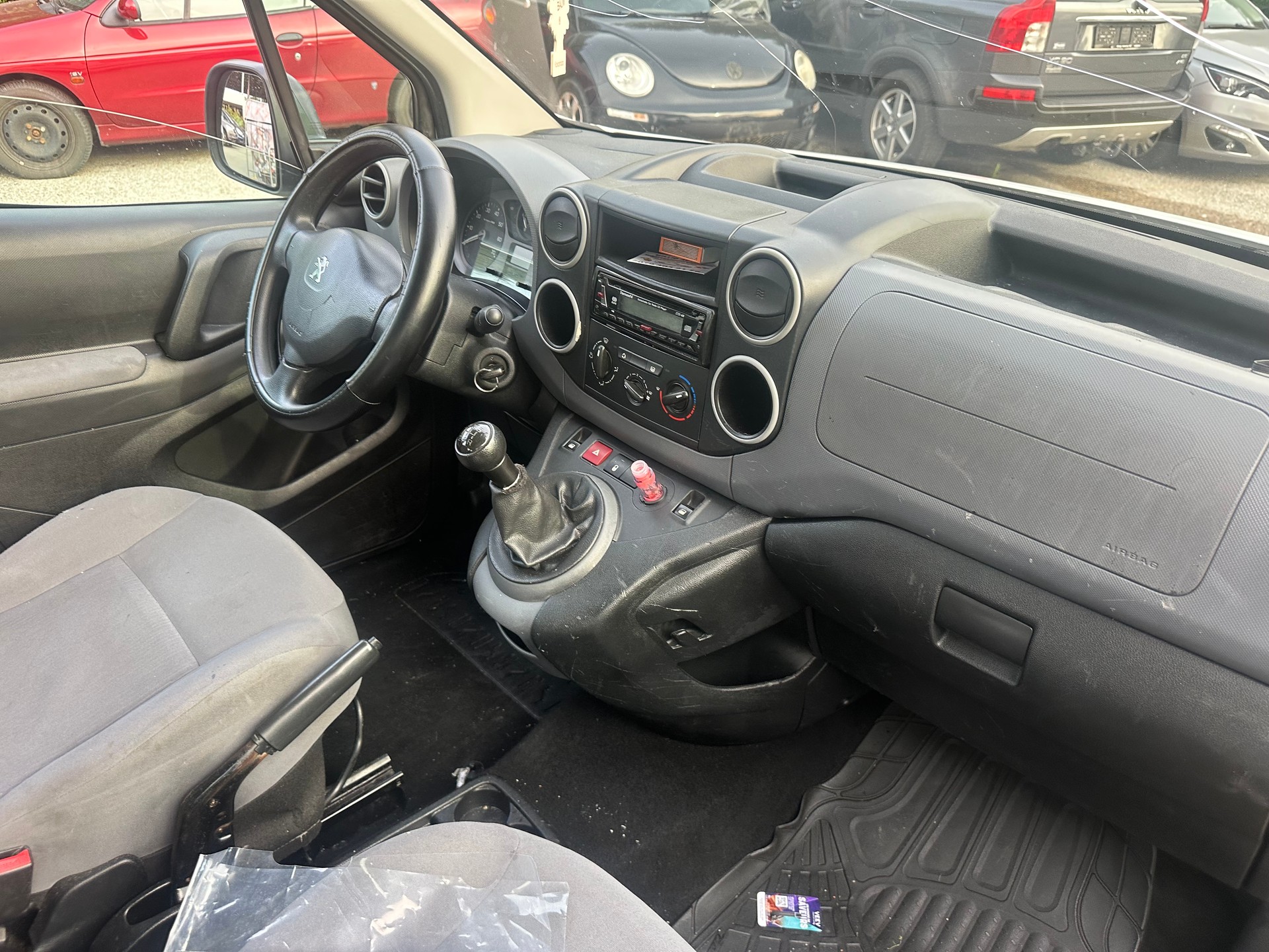 PEUGEOT Partner 1.6 Active-image-8