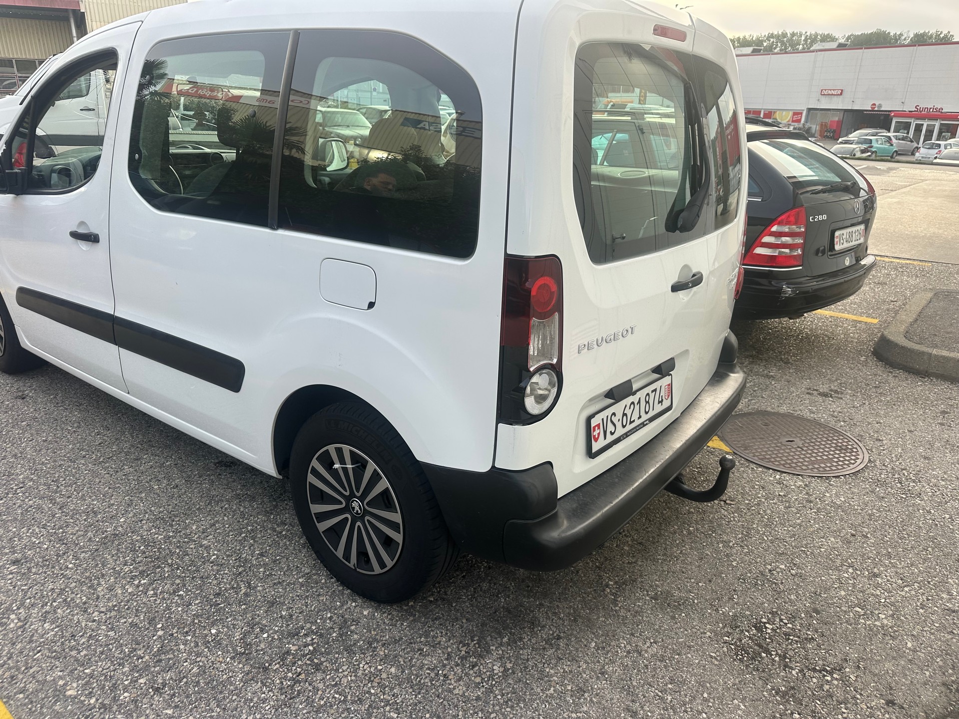 PEUGEOT Partner 1.6 Active-image-12