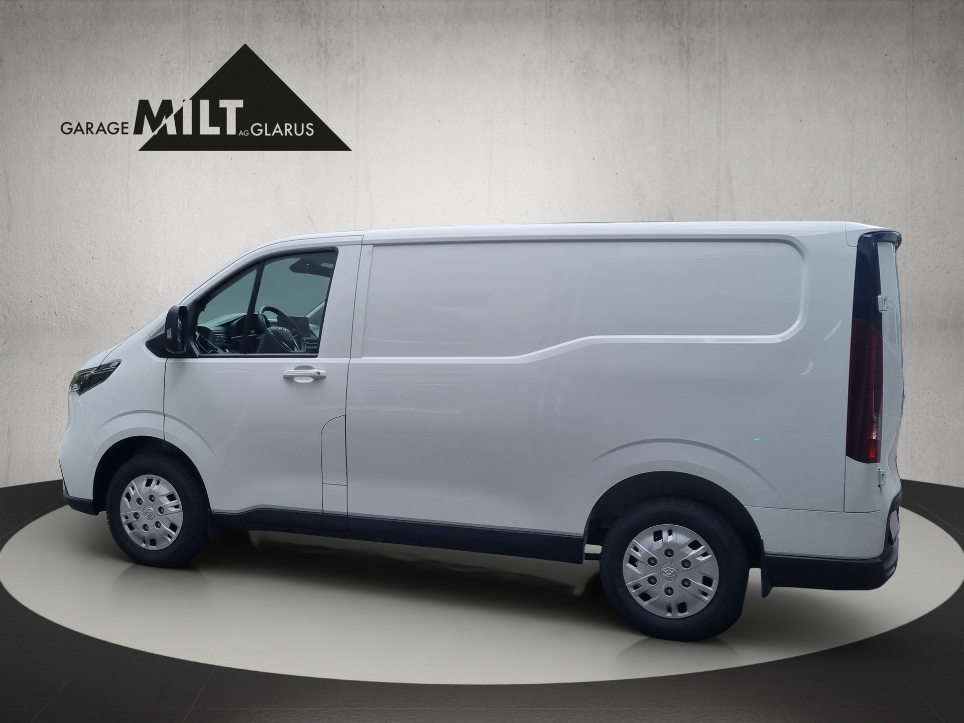 MAXUS Deliver 7 Kaw. L1H1 2.0 TD Base-image-2