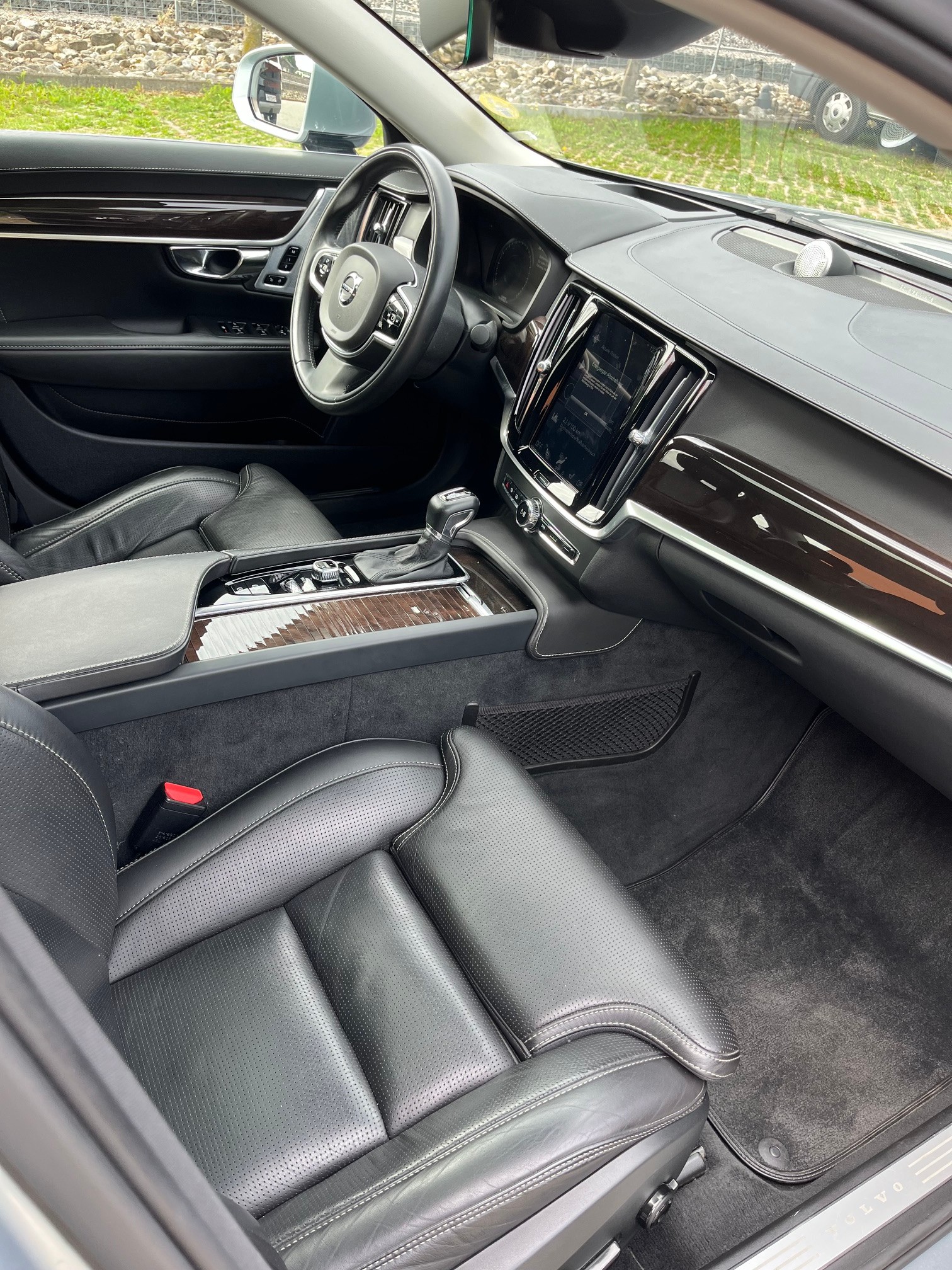 VOLVO S90 D5 AWD Momentum Geartronic Powerpulse-image-7