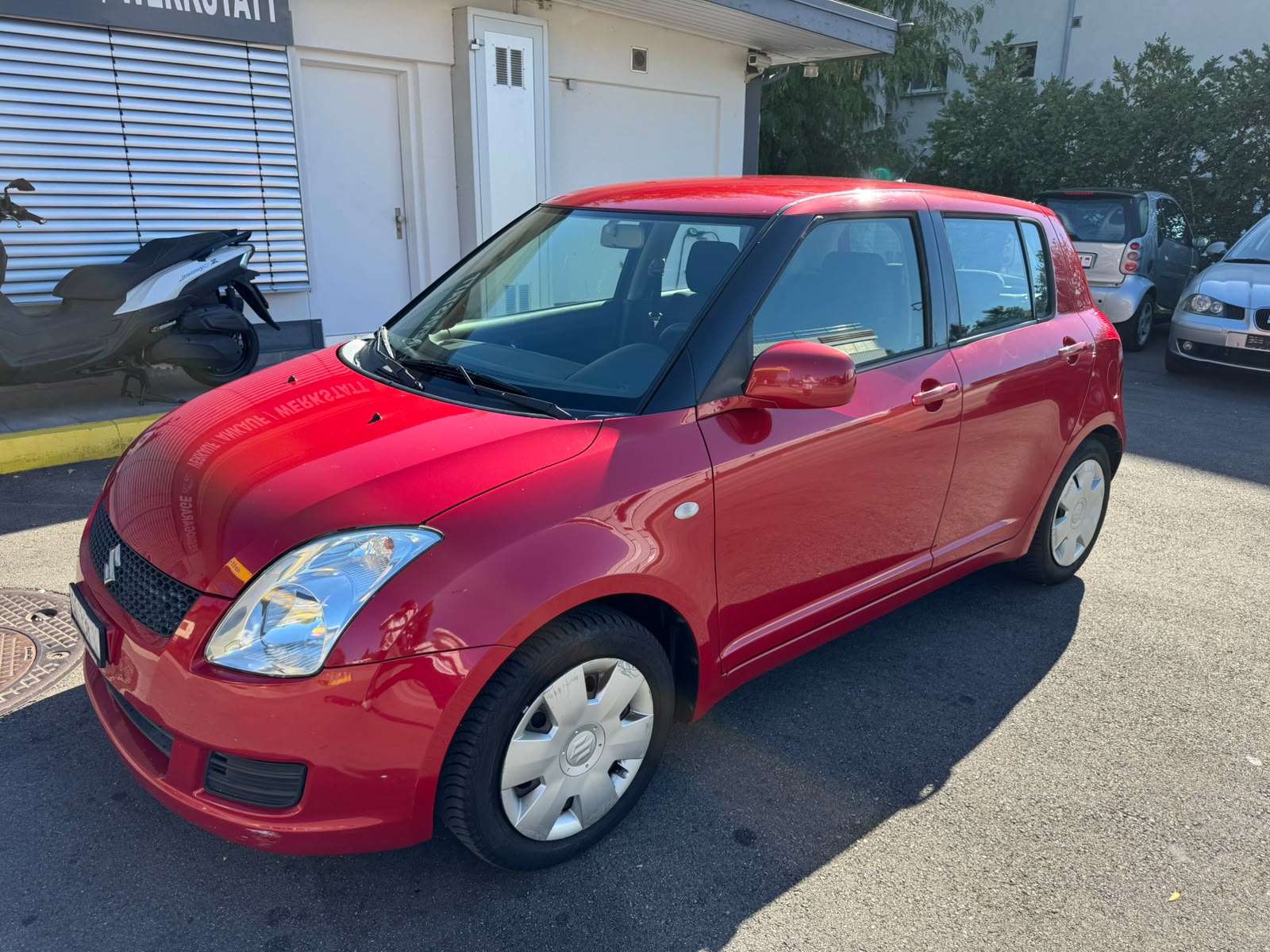 SUZUKI Swift 1.3i 16V GL Top-image-0