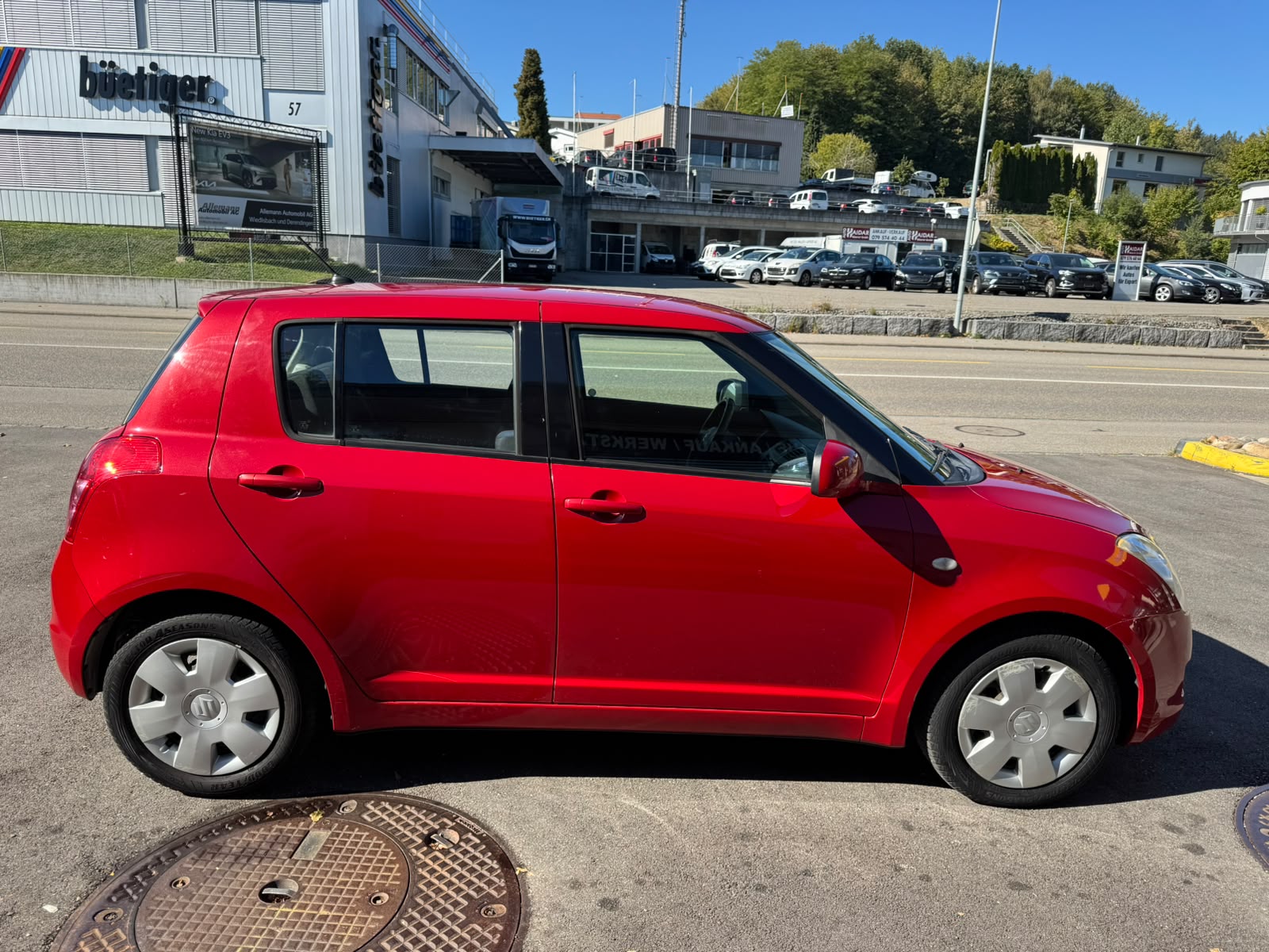 SUZUKI Swift 1.3i 16V GL Top-image-6