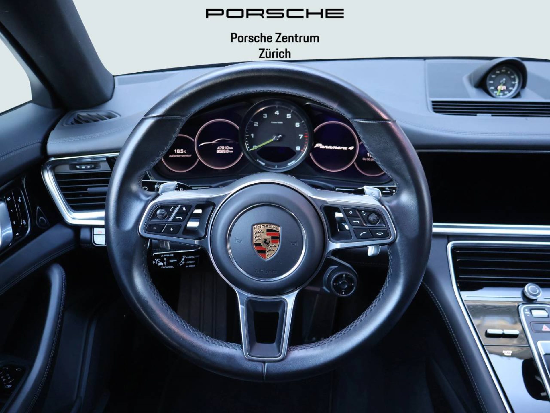 PORSCHE Panamera 4 E-Hybrid-image-11