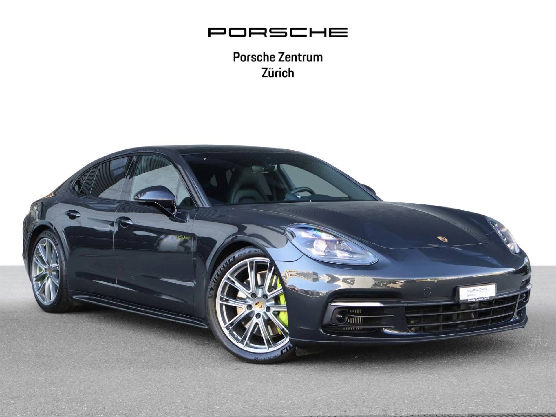 PORSCHE Panamera 4 E-Hybrid-image-7