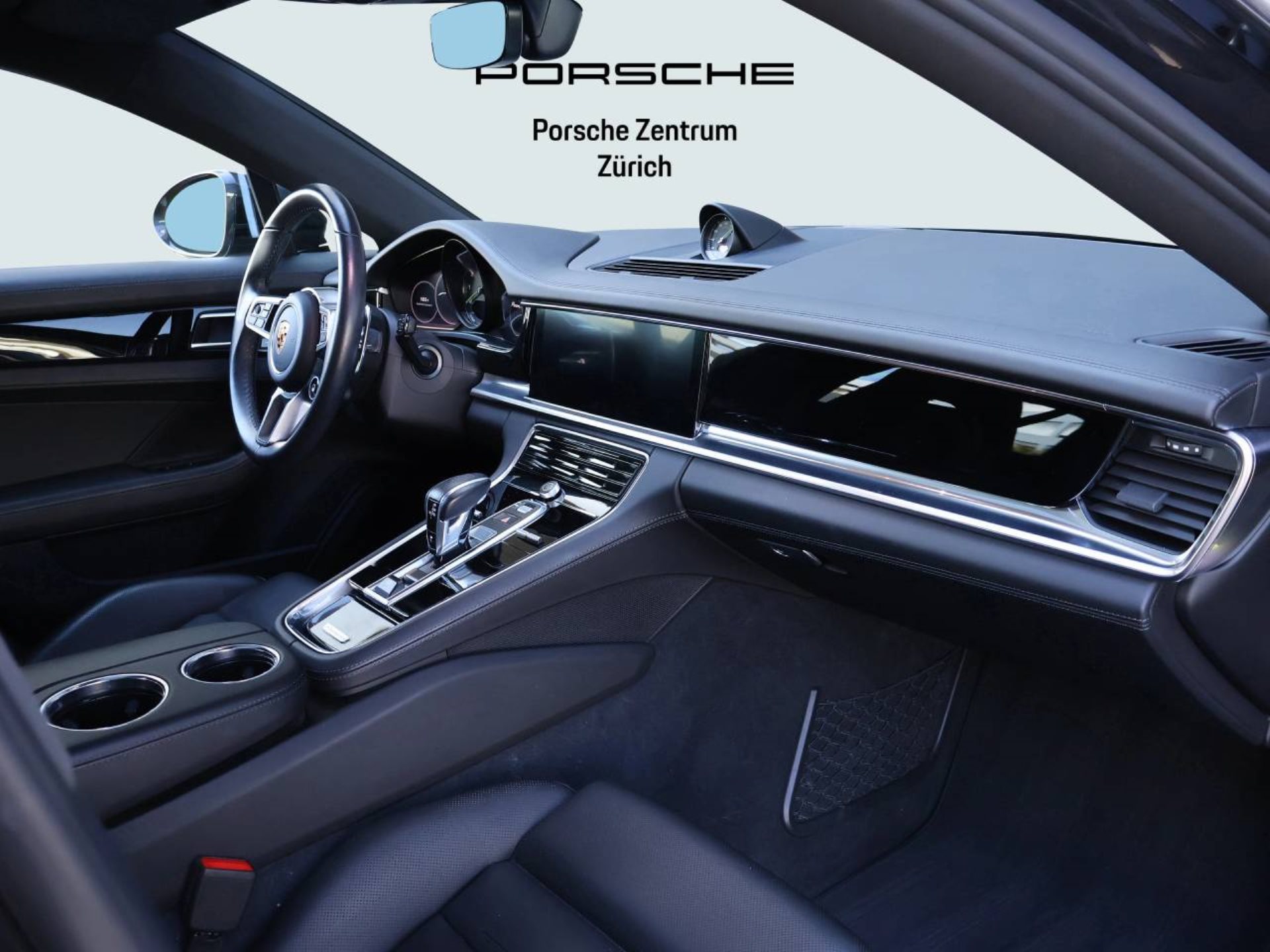 PORSCHE Panamera 4 E-Hybrid-image-13