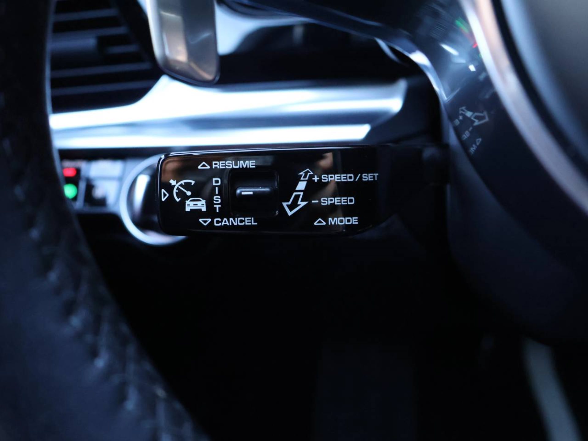 PORSCHE Panamera 4 E-Hybrid-image-26