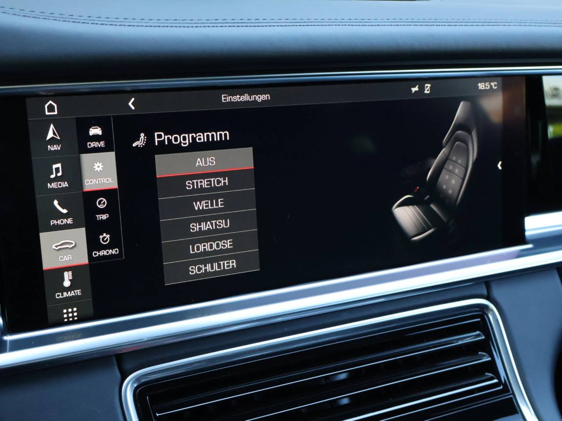 PORSCHE Panamera 4 E-Hybrid-image-22