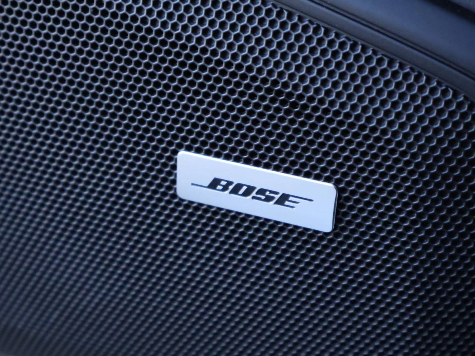 PORSCHE Panamera 4 E-Hybrid-image-28