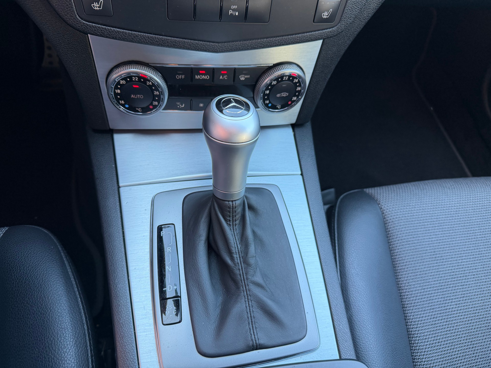 MERCEDES-BENZ C 220 CDI Avantgarde Automatic-image-7
