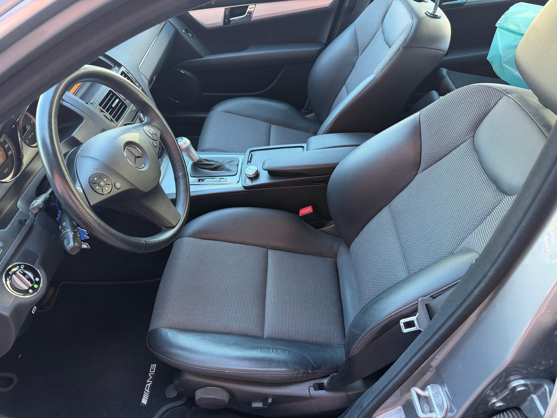 MERCEDES-BENZ C 220 CDI Avantgarde Automatic-image-9