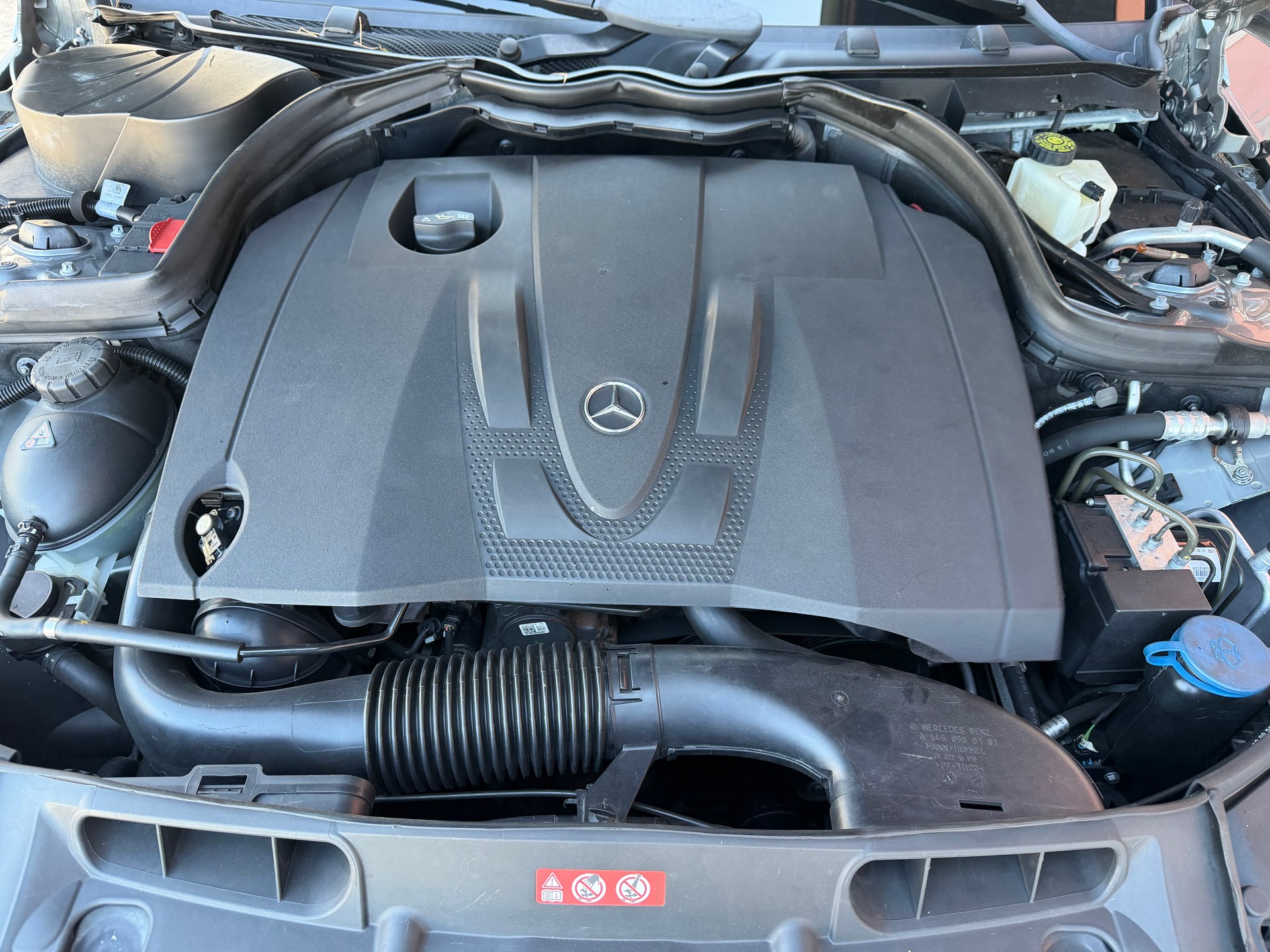 MERCEDES-BENZ C 220 CDI Avantgarde Automatic-image-12