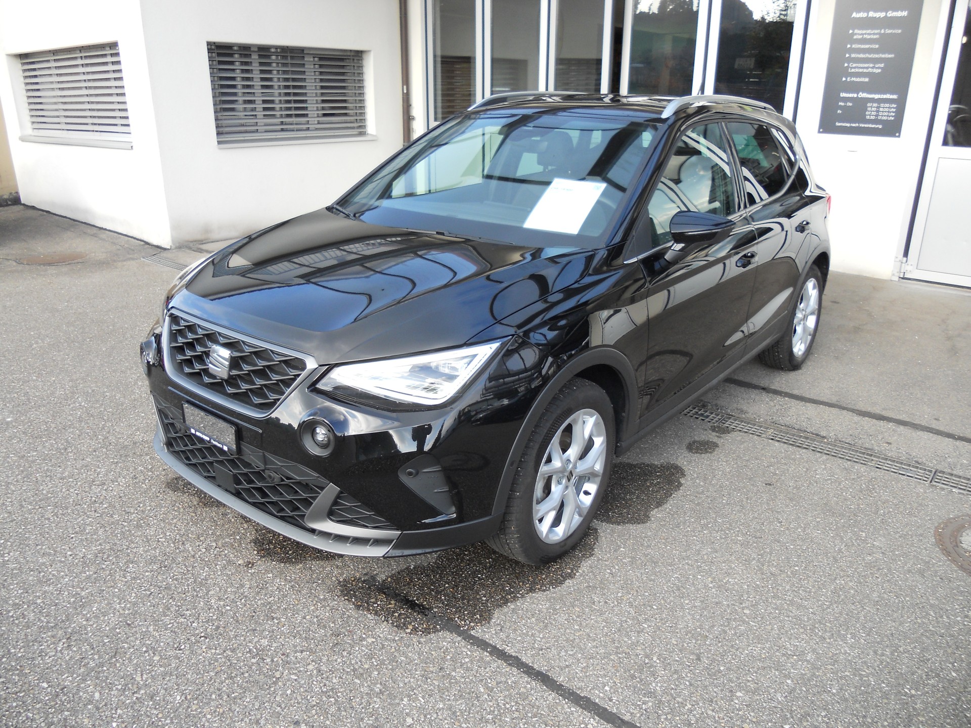 SEAT Arona 1.0 TSI Eco FR DSG-image-0
