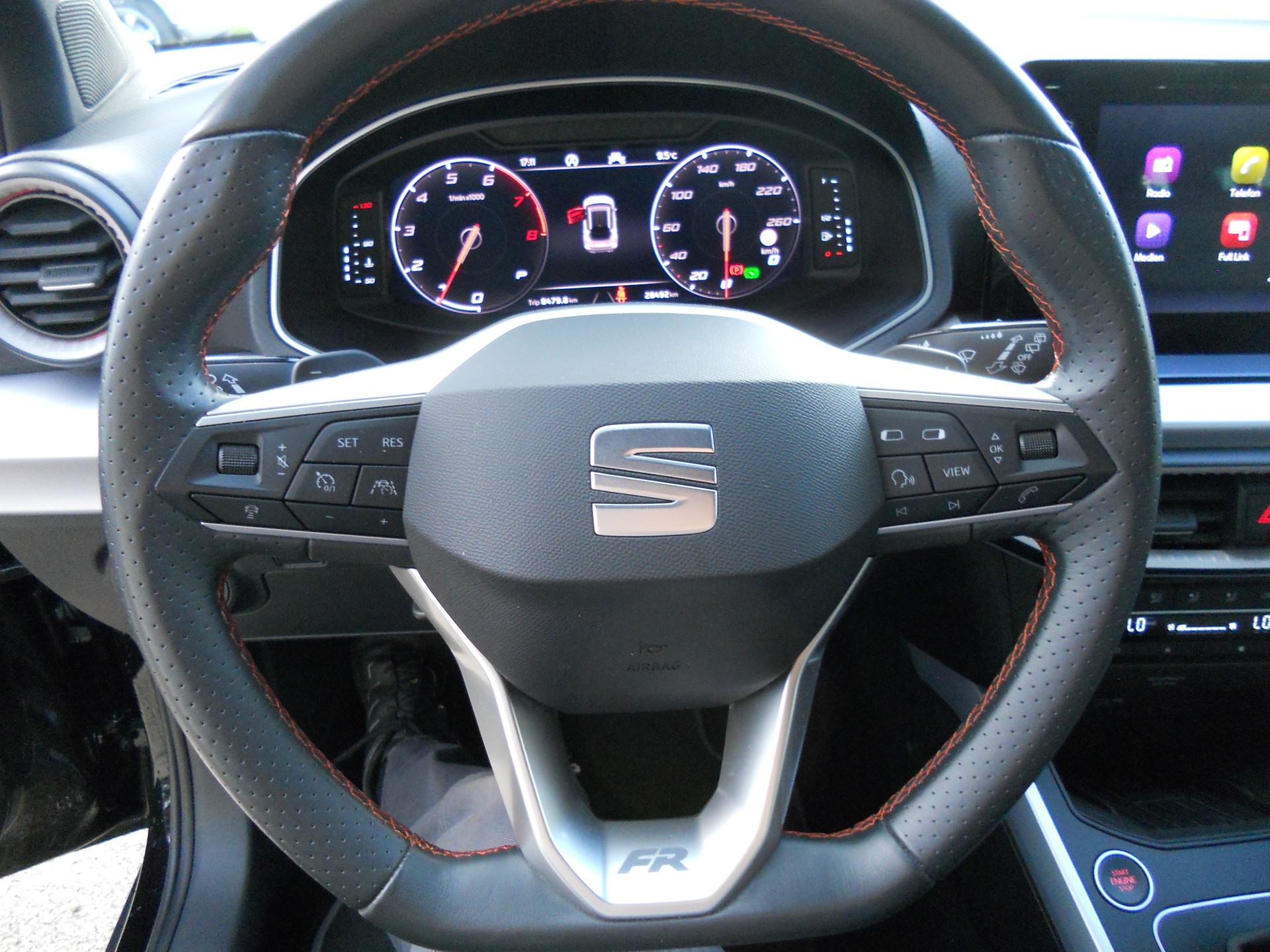 SEAT Arona 1.0 TSI Eco FR DSG-image-14
