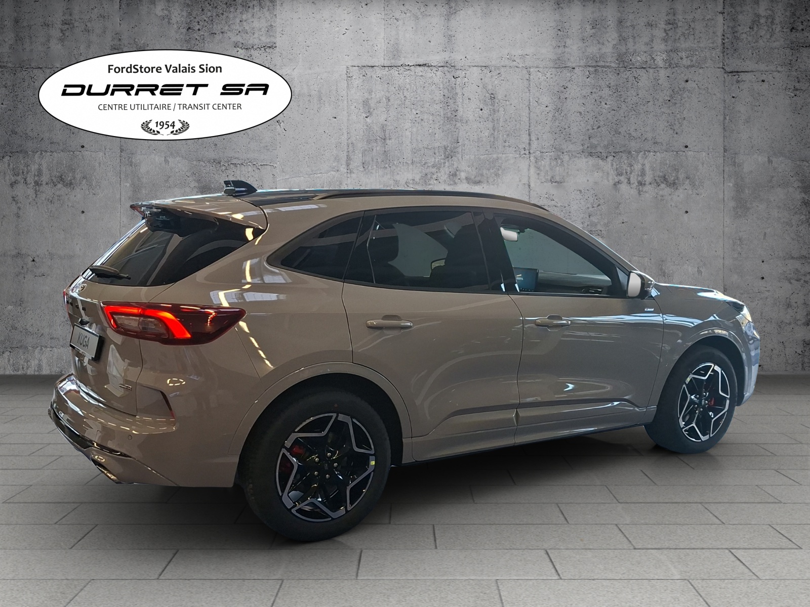 FORD Kuga 2.5 FHEV ST-Line X 4WD-image-2